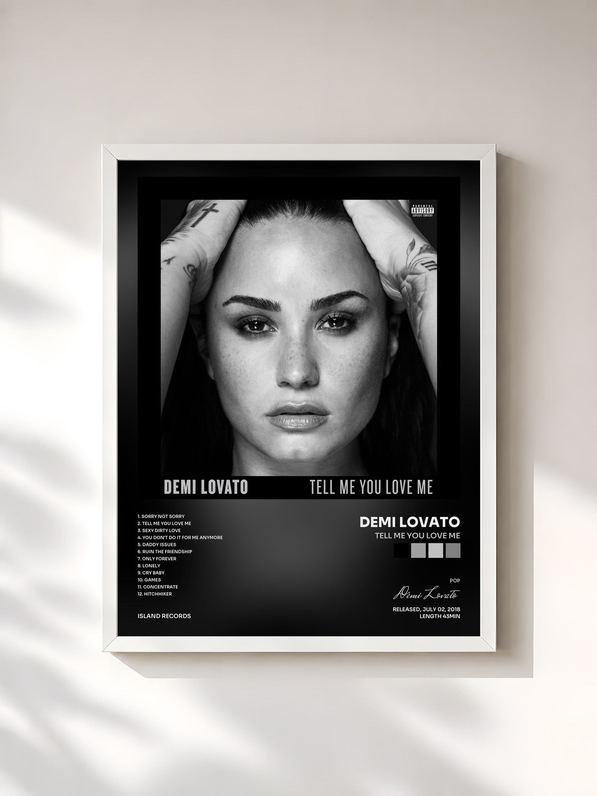 #blanc Tableau de l'album Tell Me You Love Me de Demi Lovato, cadre blanc, imprimé et encadré en France