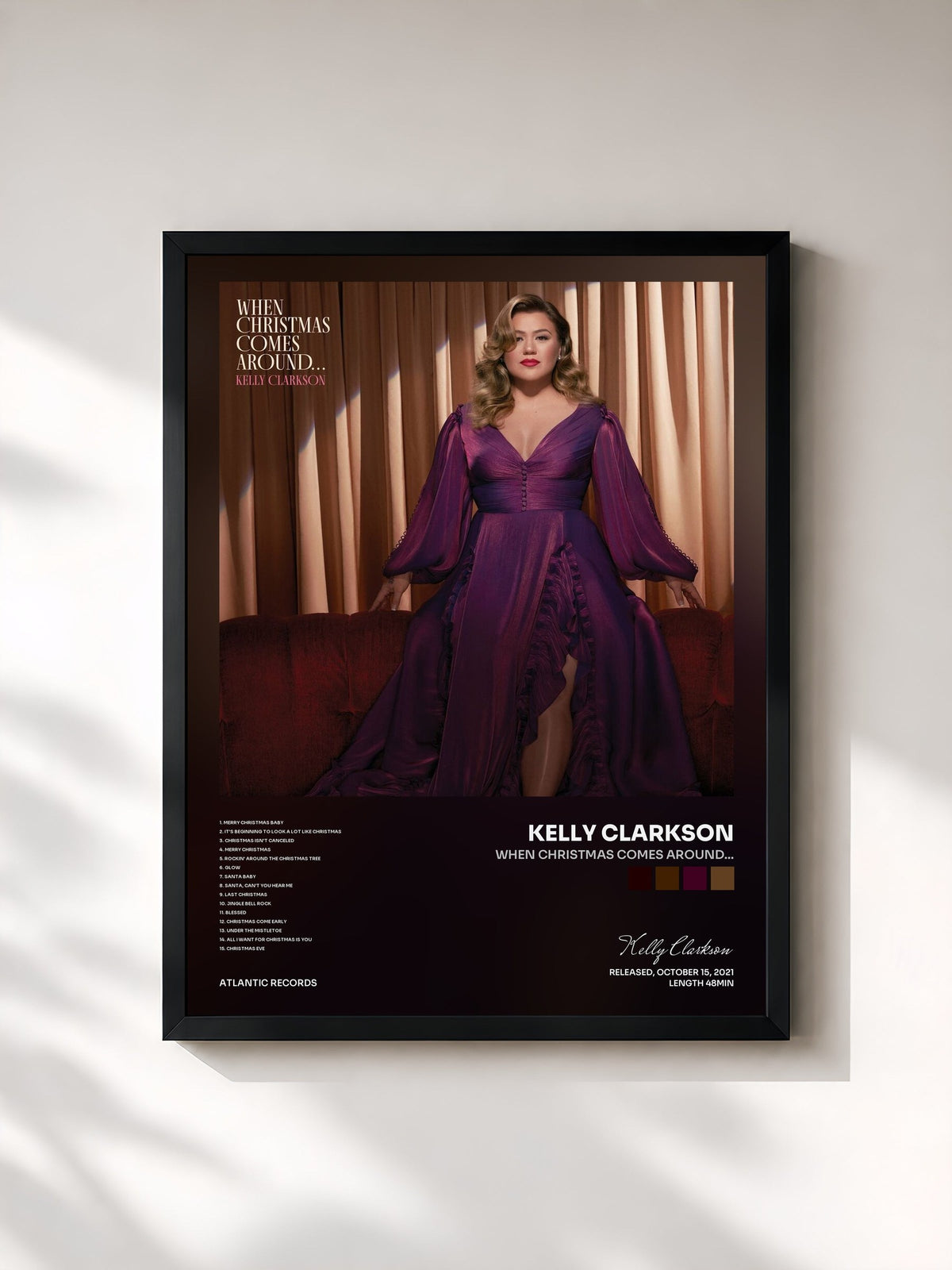 #noir Tableau de l'album When Christmas Comes Around... de Kelly Clarkson, cadre noir, imprimé et encadré en France