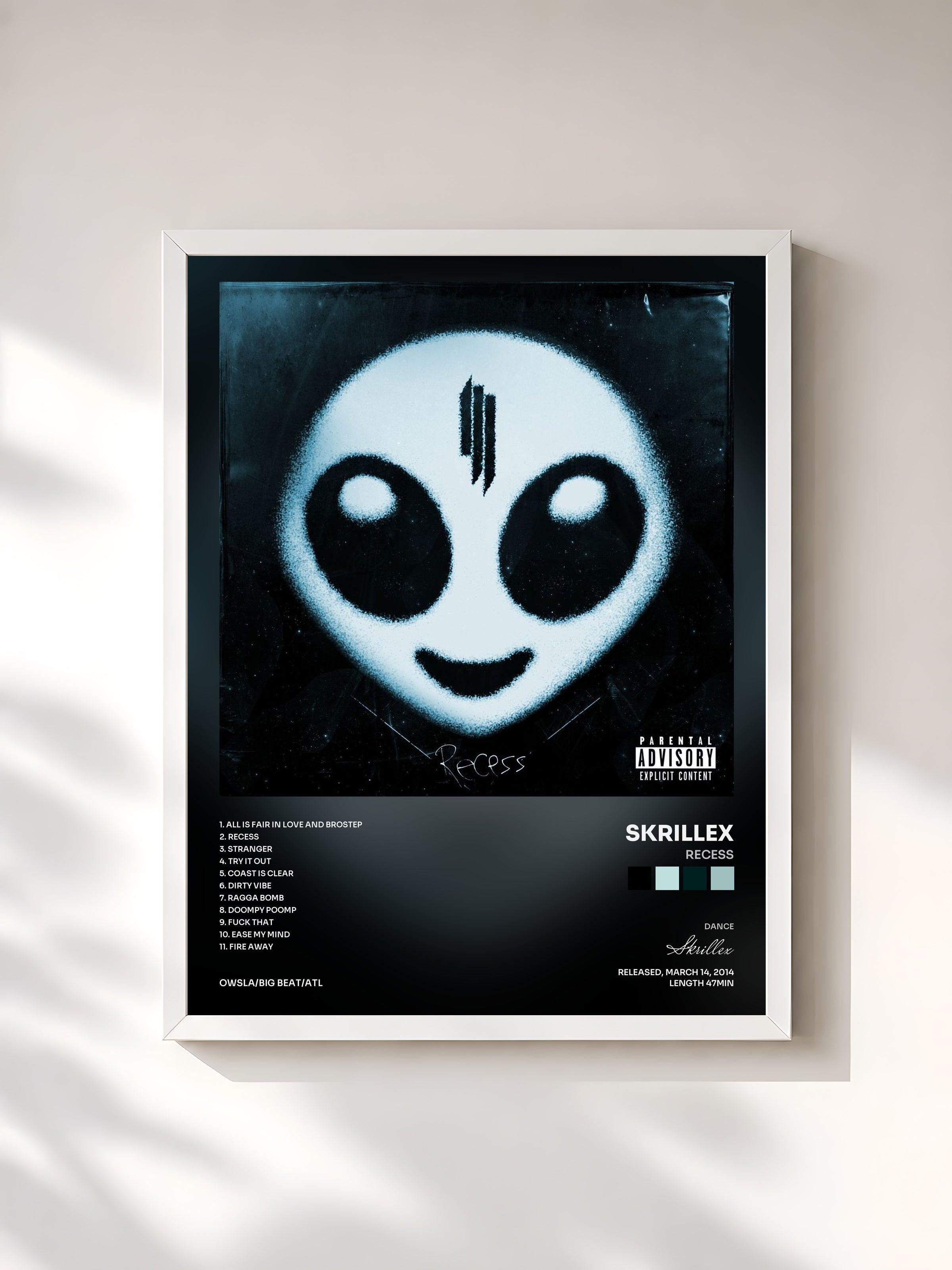 #blanc Recess by Skrillex as a framed art print, white frame, printed and framed in France