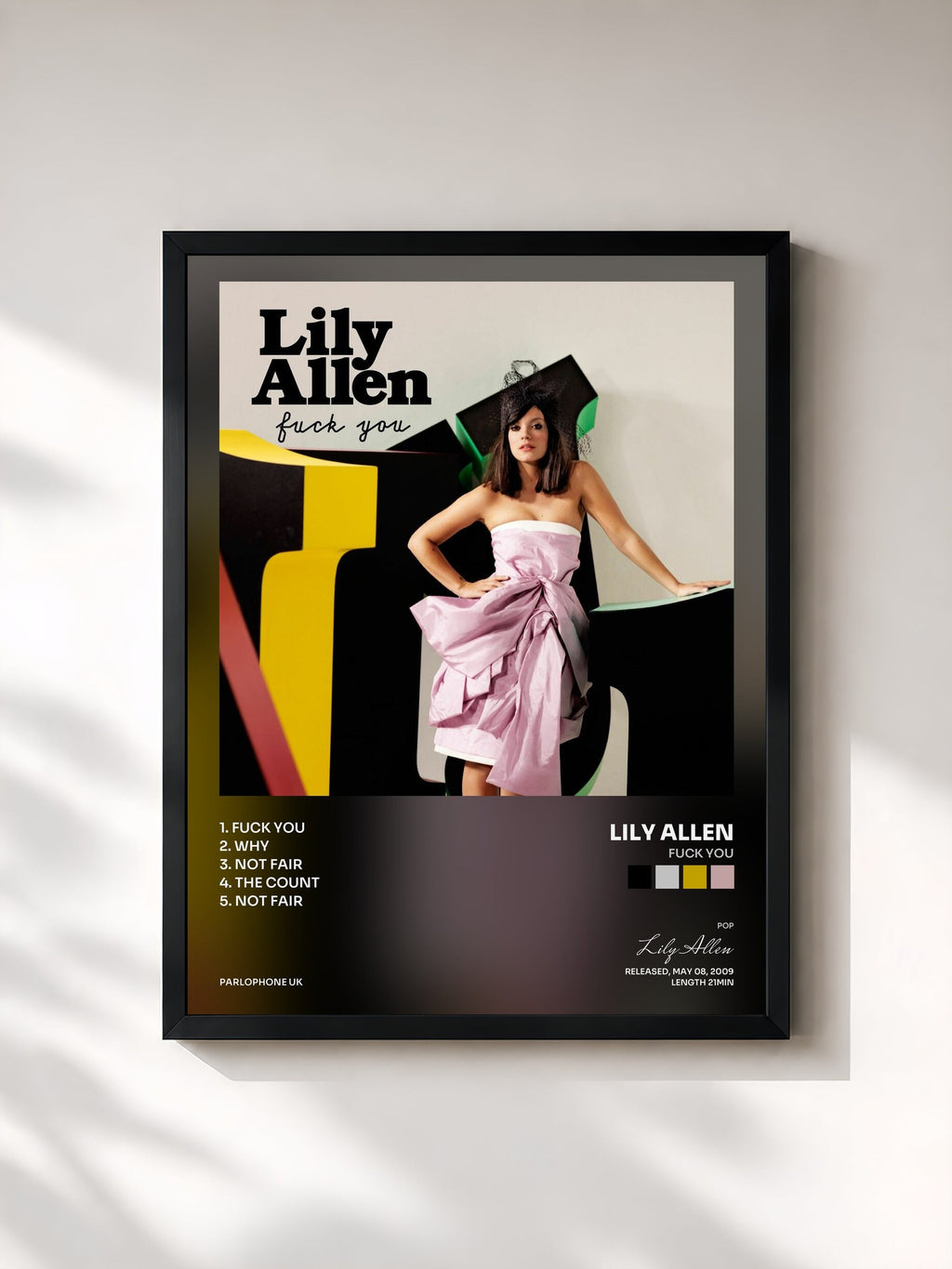 #noir Fuck You de Lily Allen en lámina enmarcada, marco negro, impresa y enmarcada en Francia