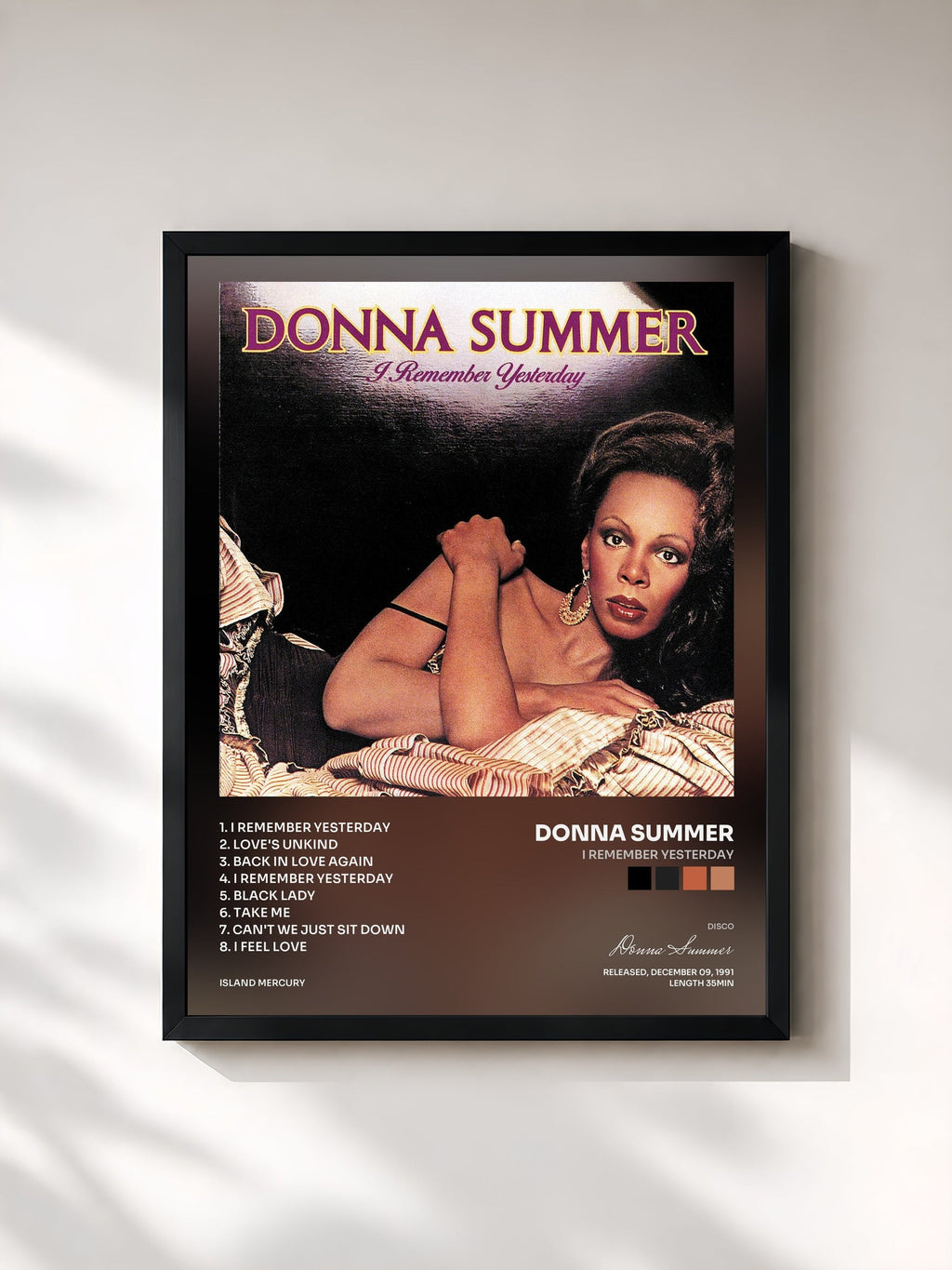 #noir I Remember Yesterday de Donna Summer en lámina enmarcada, marco negro, impresa y enmarcada en Francia