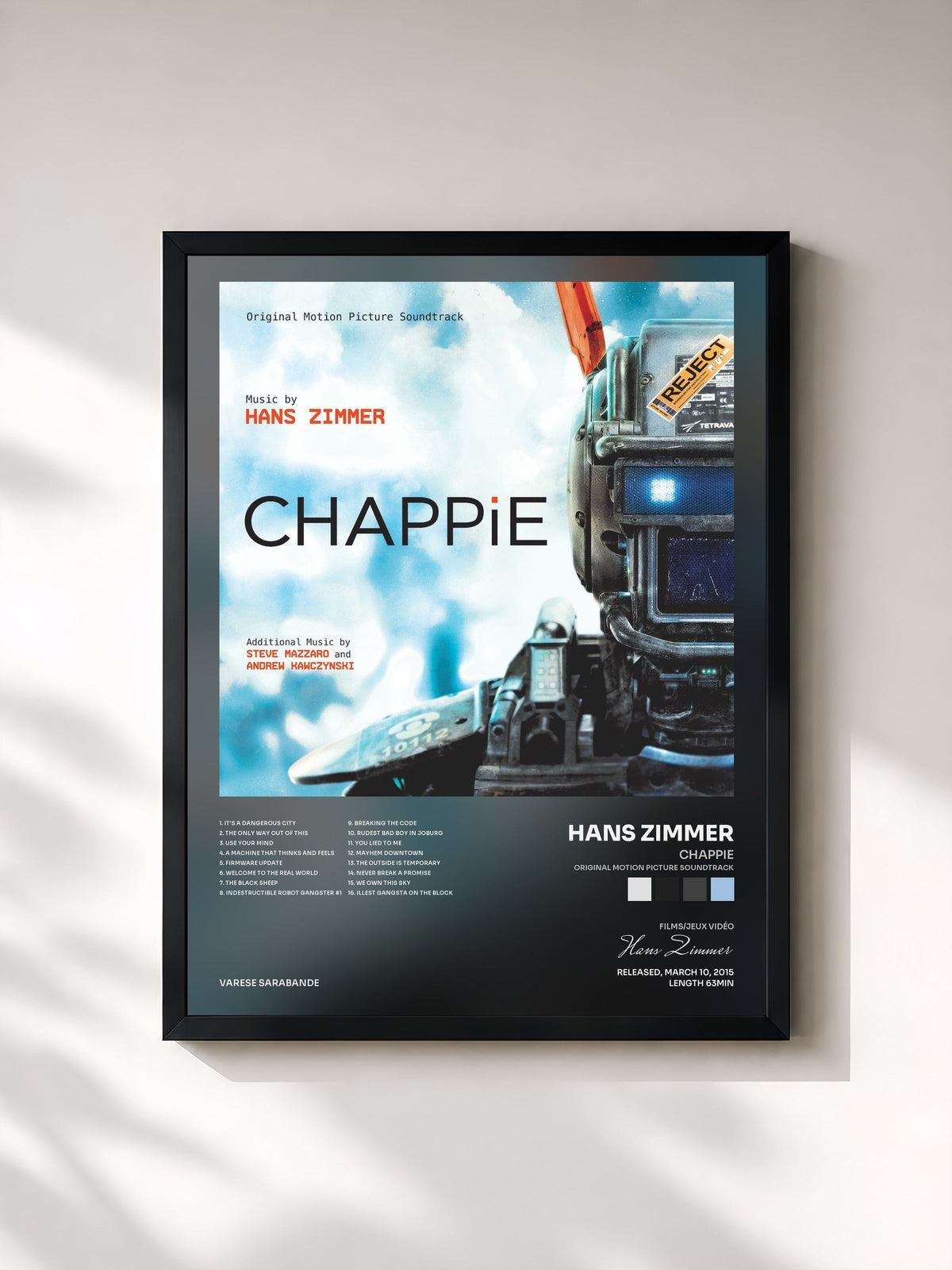 #noir Tableau de l'album Chappie (Original Motion Picture Soundtrack) de Hans Zimmer, cadre noir, imprimé et encadré en France