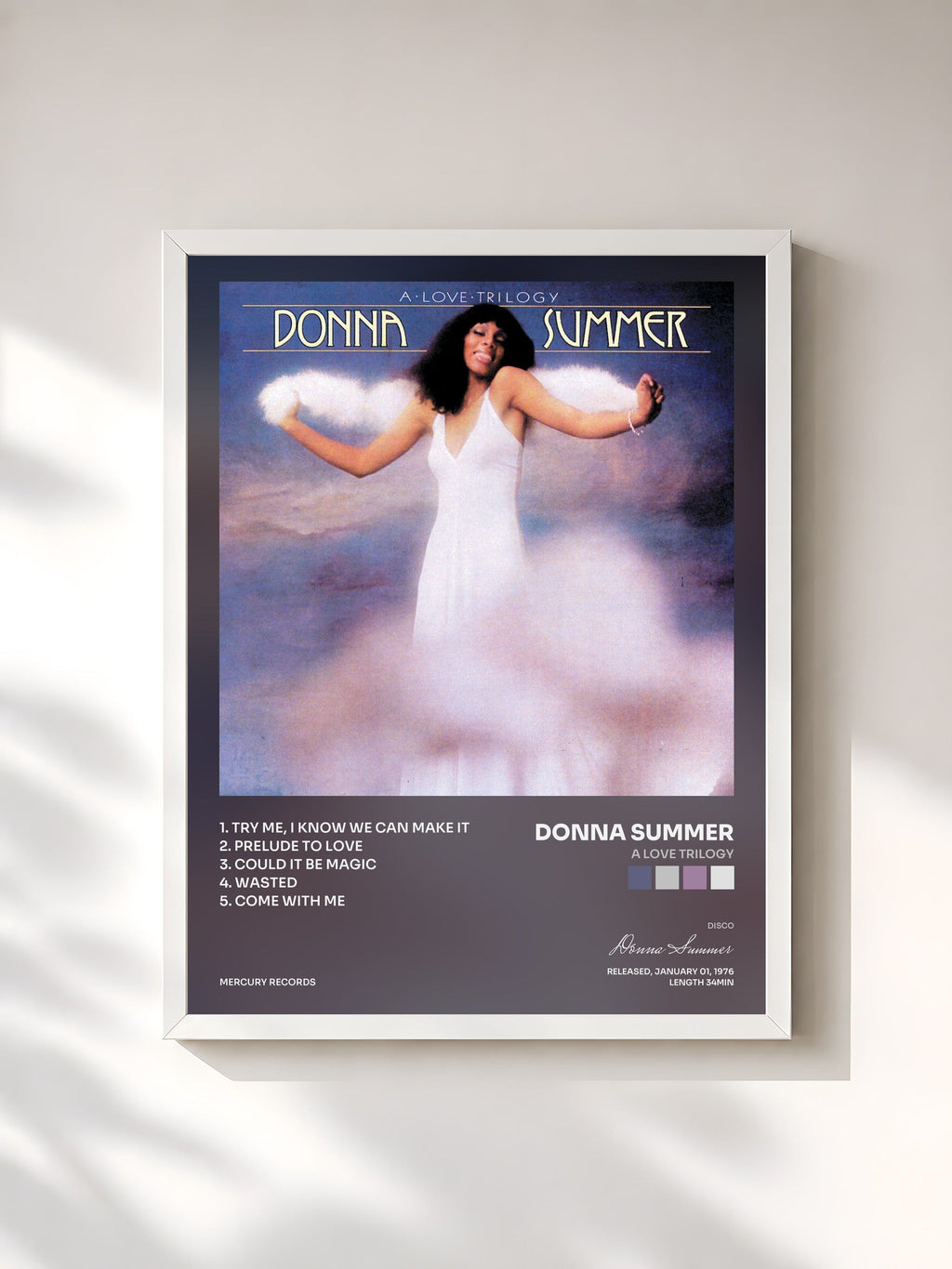 #blanc A Love Trilogy von Donna Summer als gerahmter Kunstdruck, weißer Rahmen, gedruckt und gerahmt in Frankreich