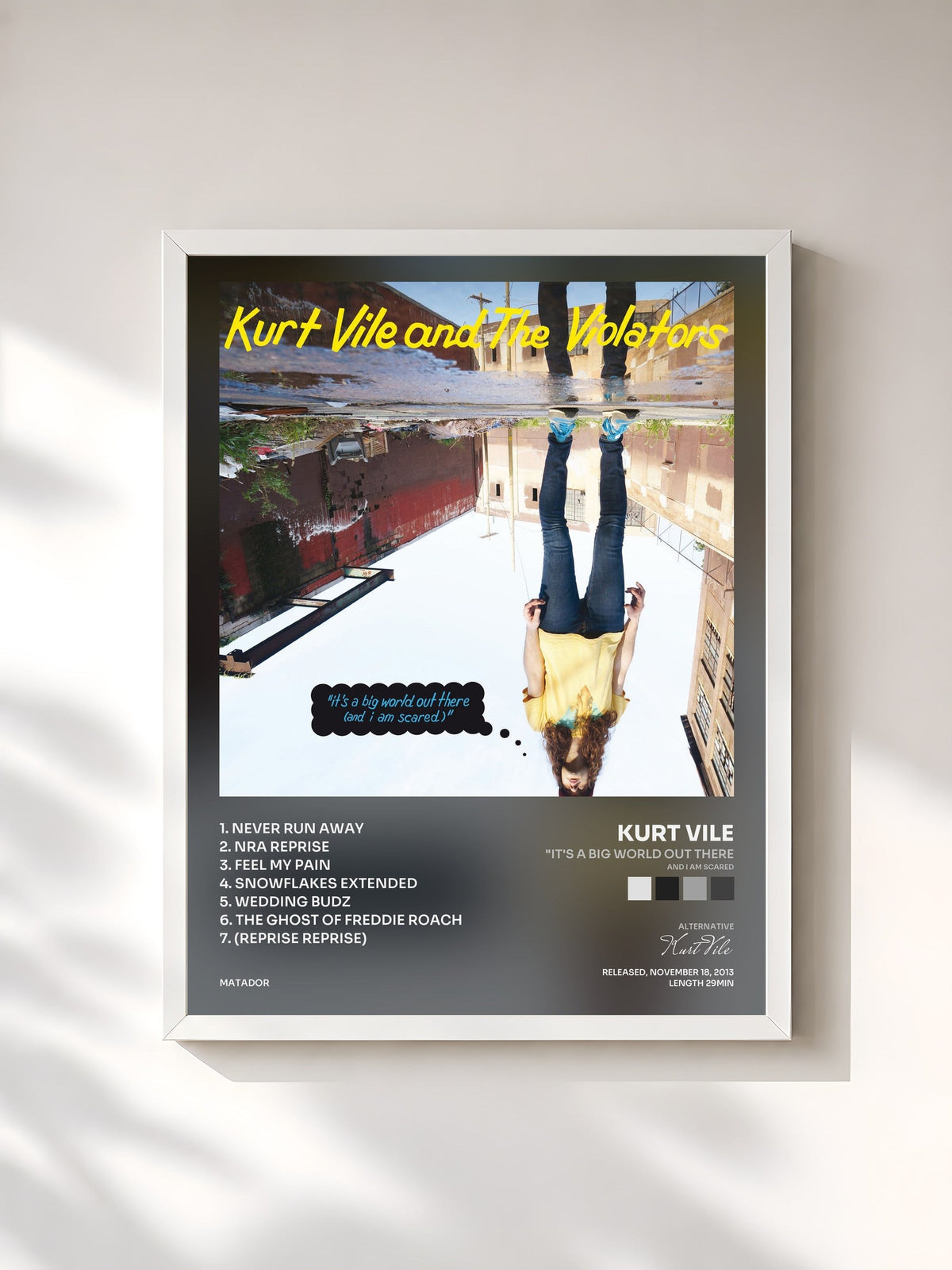 #blanc "it's a big world out there (and i am scared)" de Kurt Vile en lámina enmarcada, marco blanco, impresa y enmarcada en Francia