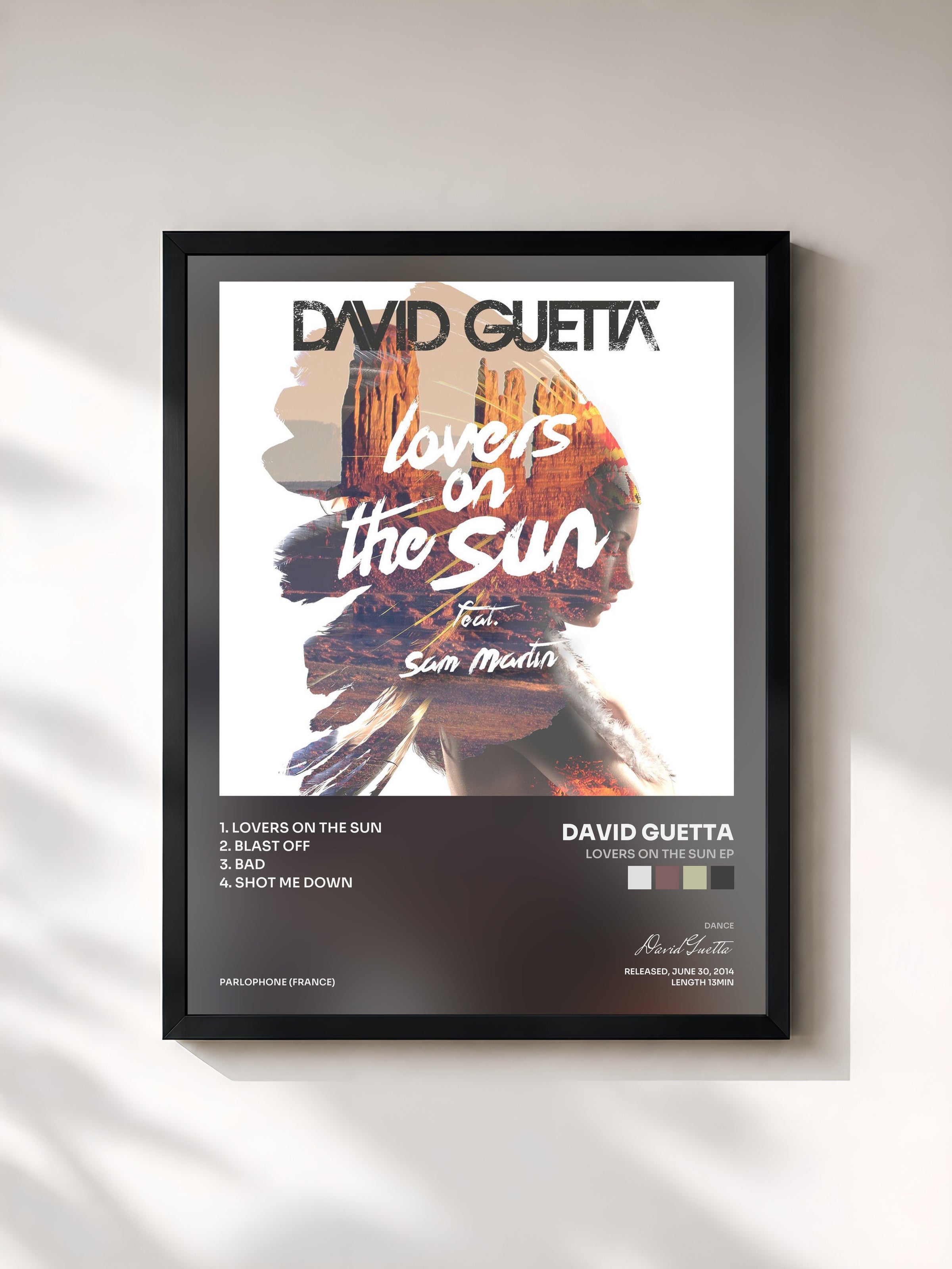 #noir Tableau de l'album Lovers on the Sun EP de David Guetta, cadre noir, imprimé et encadré en France