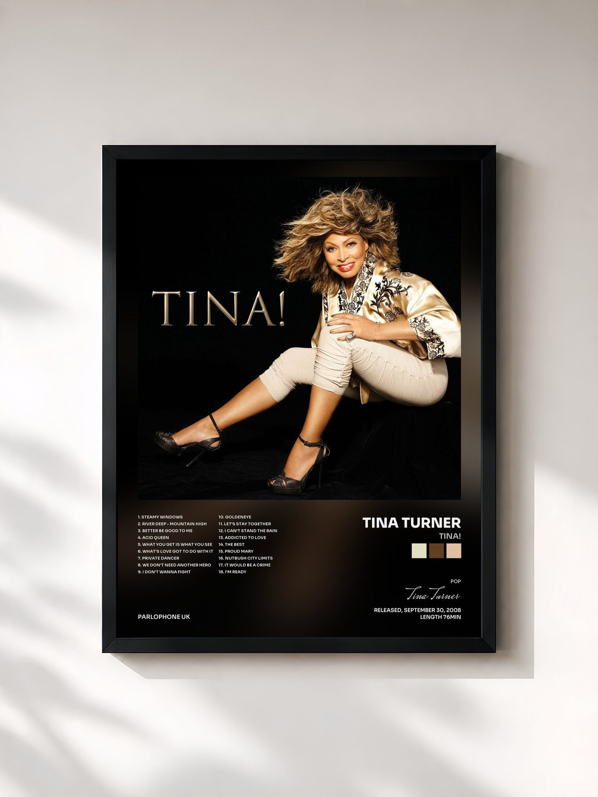 #noir Tina! von Tina Turner als gerahmter Kunstdruck, schwarzer Rahmen, gedruckt und gerahmt in Frankreich