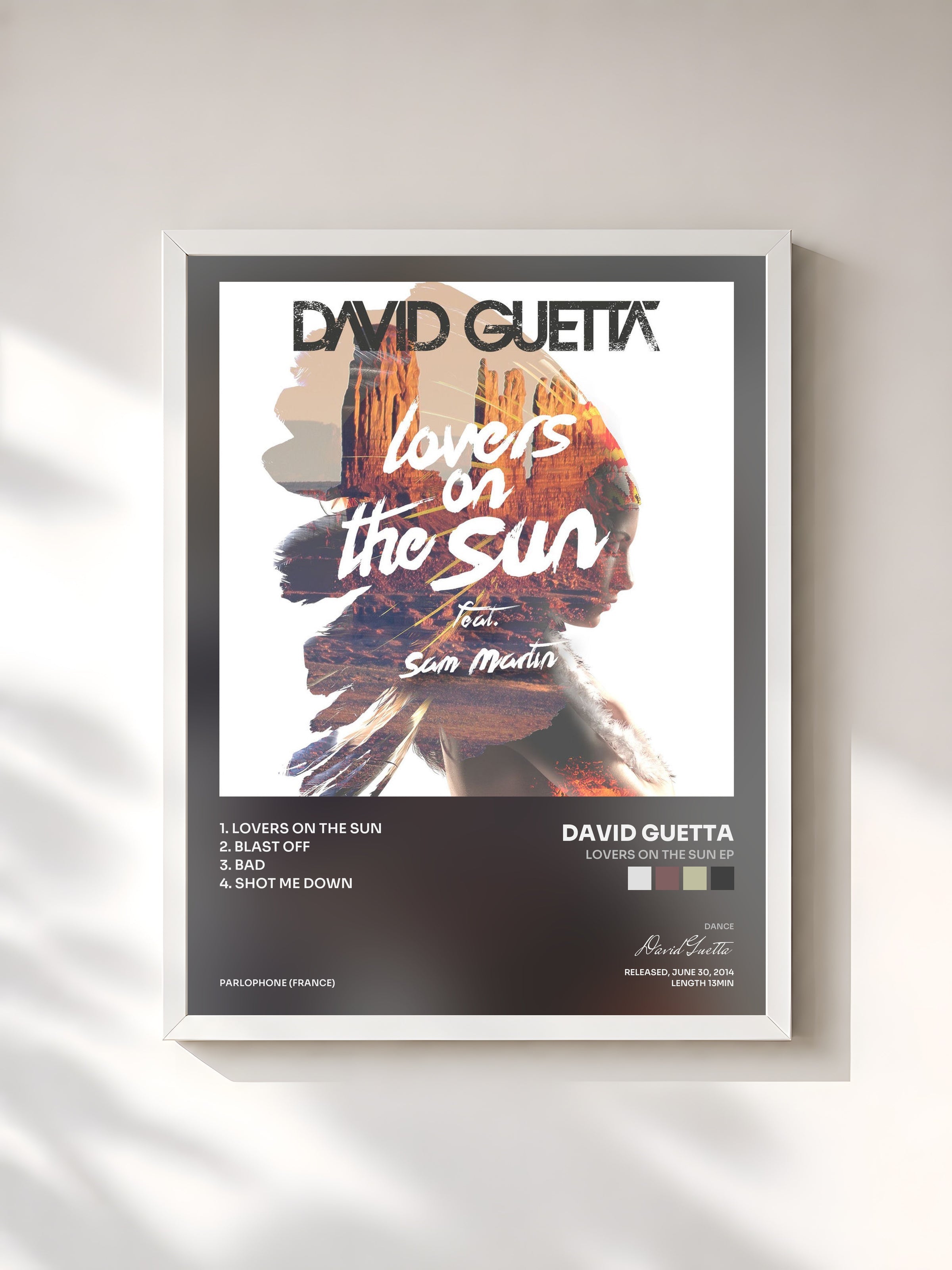 #blanc Tableau de l'album Lovers on the Sun EP de David Guetta, cadre blanc, imprimé et encadré en France