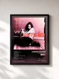 #noir Vanessa Paradis di Vanessa Paradis in stampa incorniciata, cornice nera, stampata e incorniciata in Francia