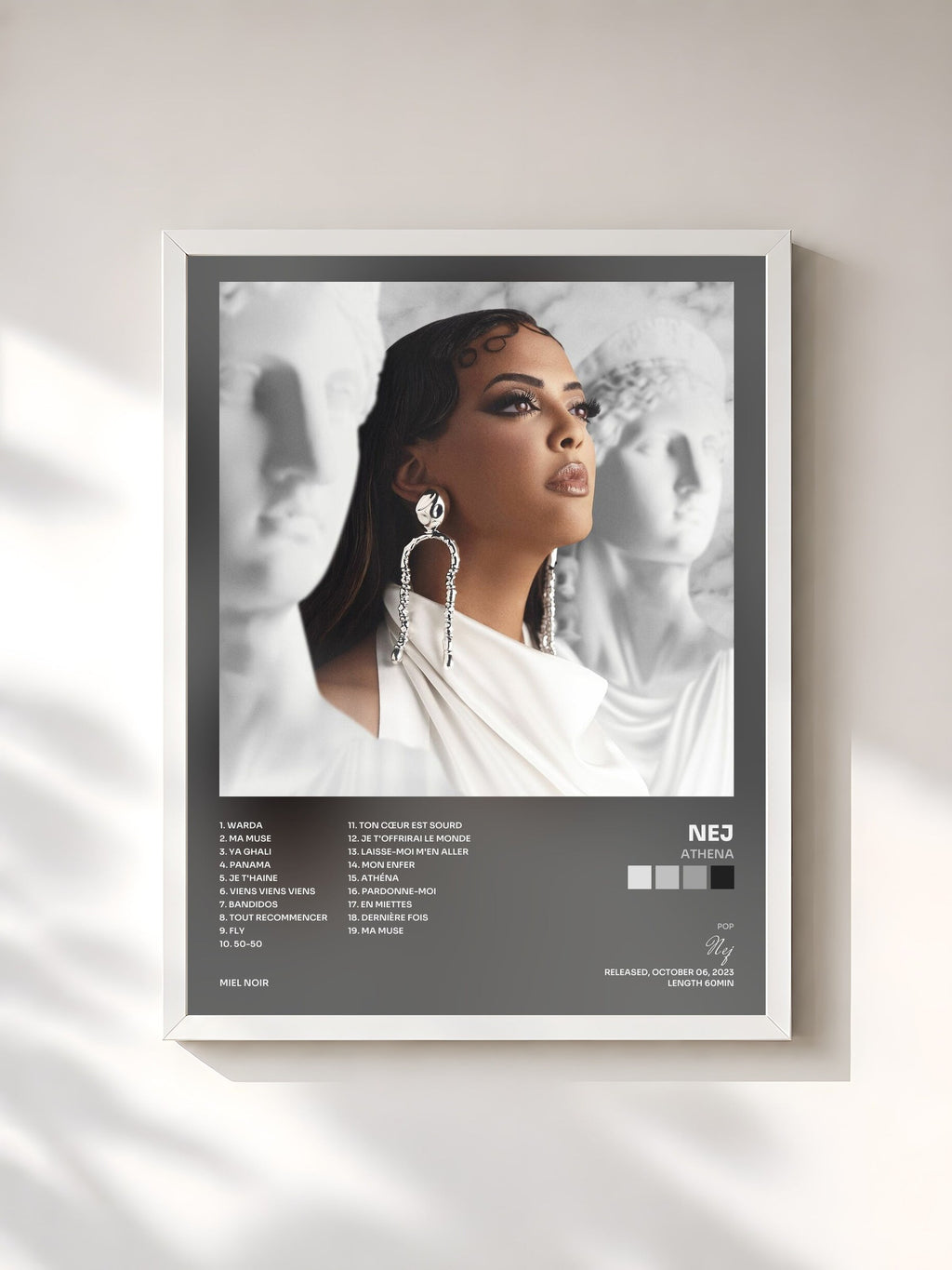 #blanc Tableau de l'album ATHENA de Nej, cadre blanc, imprimé et encadré en France