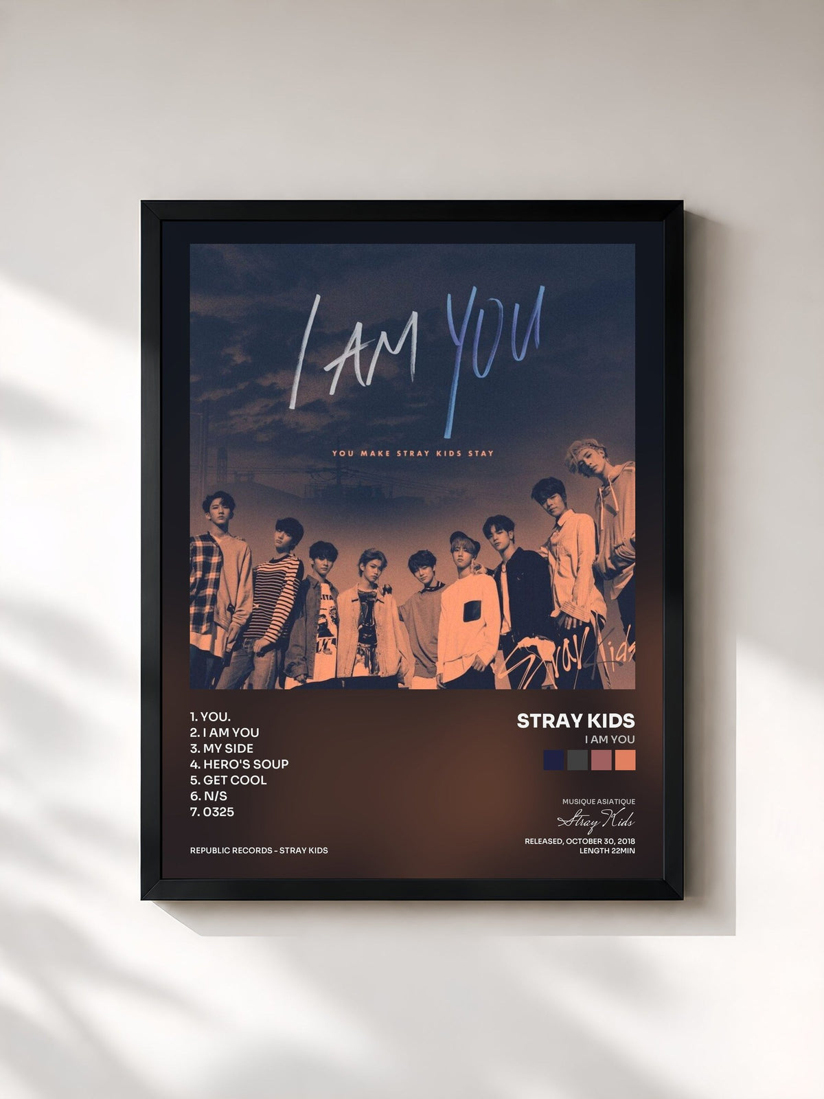 #noir Tableau de l'album I am YOU de Stray Kids, cadre noir, imprimé et encadré en France