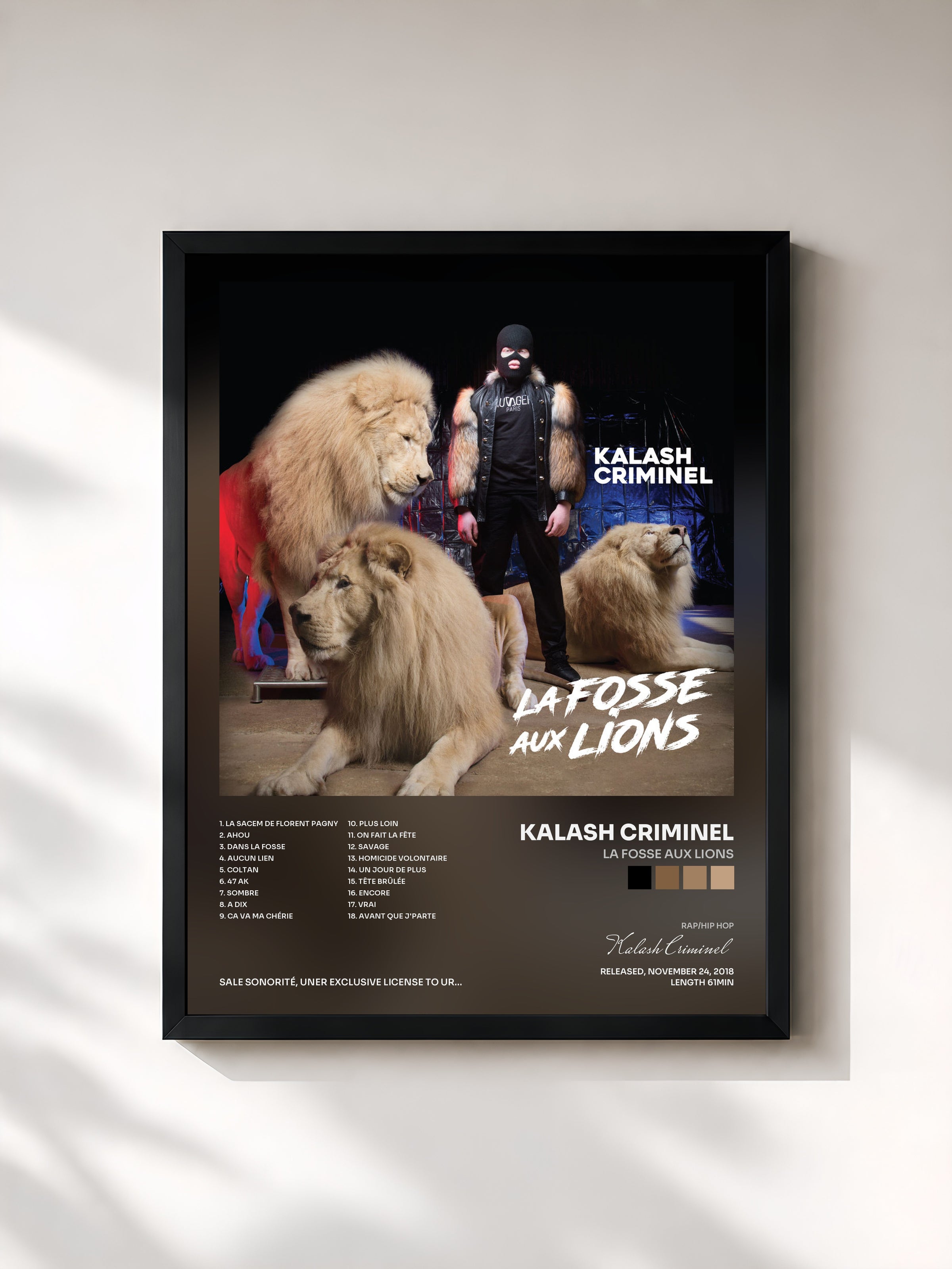 #noir Tableau de l'album La fosse aux lions de Kalash Criminel, cadre noir, imprimé et encadré en France