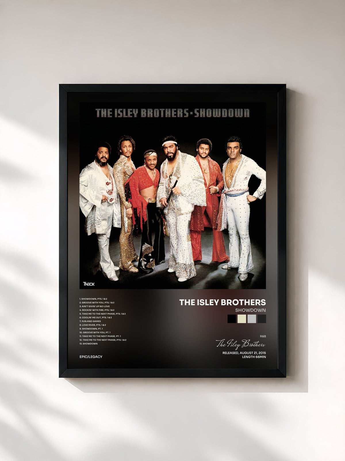 #noir Tableau de l'album Showdown de The Isley Brothers, cadre noir, imprimé et encadré en France
