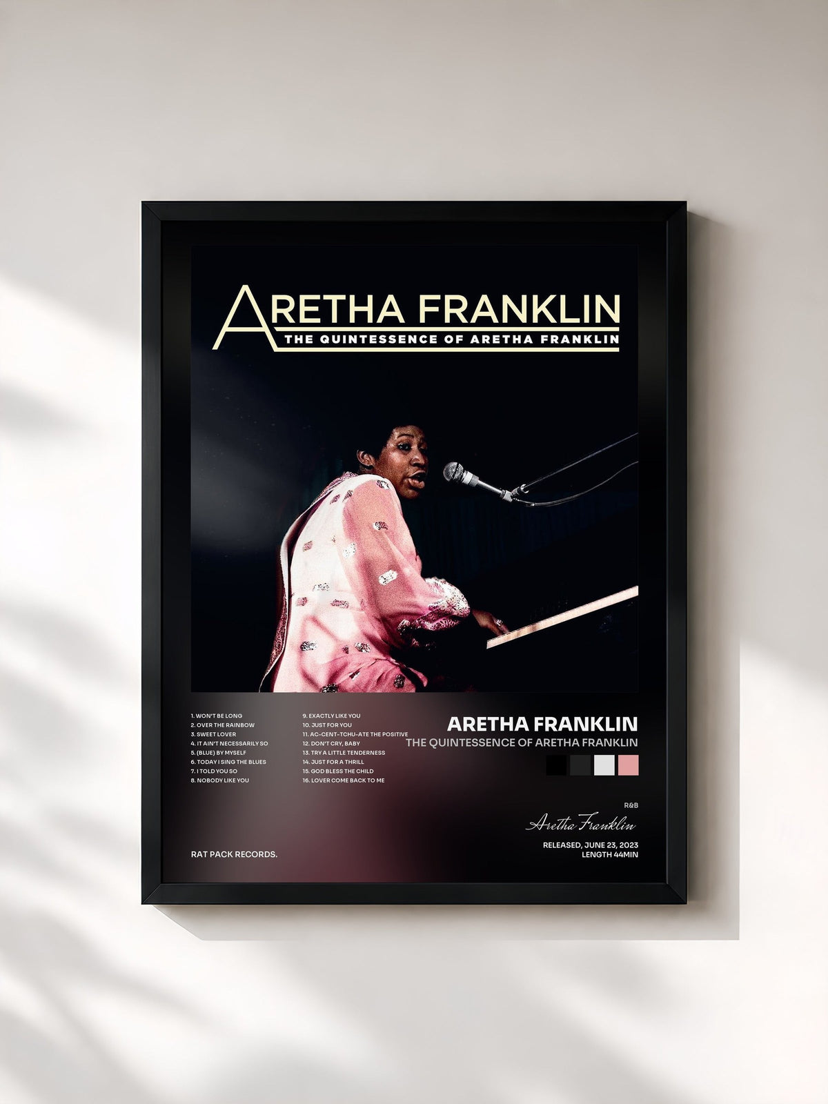 #noir Tableau de l'album The Quintessence of Aretha Franklin de Aretha Franklin, cadre noir, imprimé et encadré en France