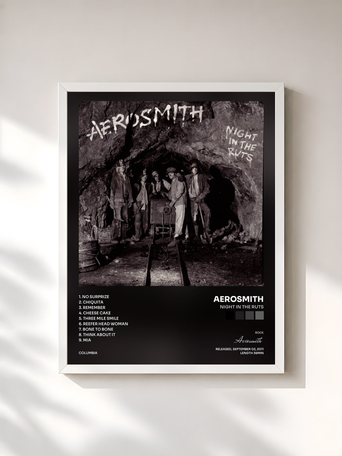 #blanc Tableau de l'album Night In The Ruts de Aerosmith, cadre blanc, imprimé et encadré en France