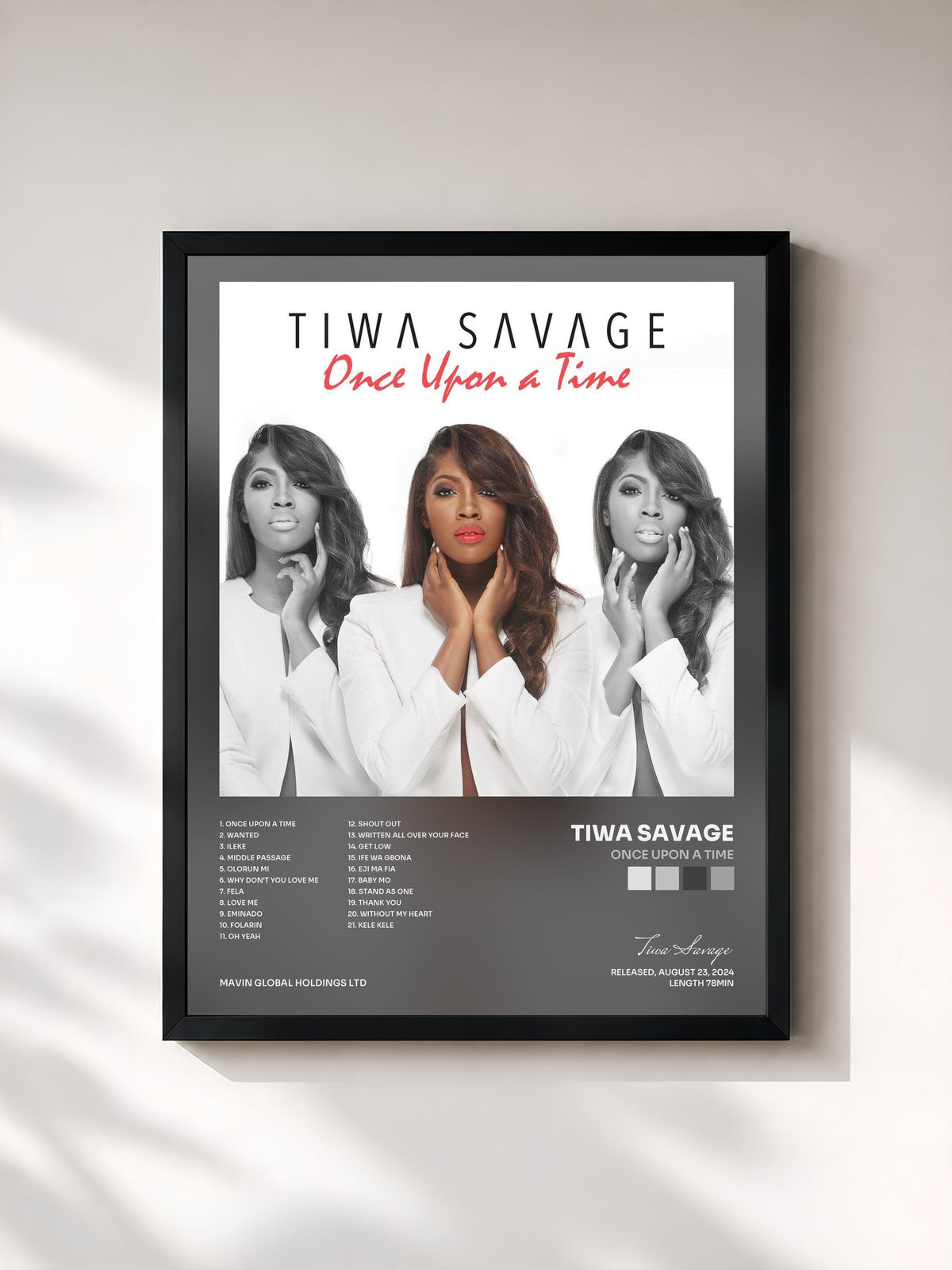 #noir Once Upon A Time von Tiwa Savage als gerahmter Kunstdruck, schwarzer Rahmen, gedruckt und gerahmt in Frankreich