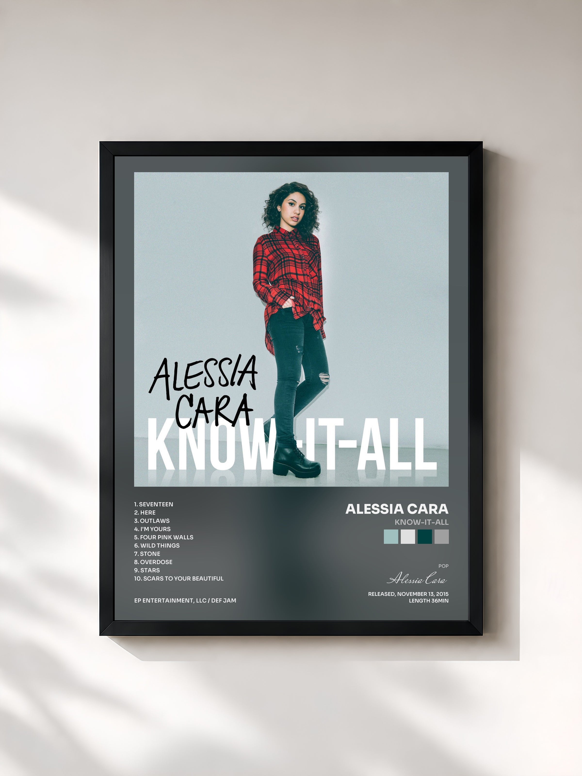 #noir Know-It-All de Alessia Cara en lámina enmarcada, marco negro, impresa y enmarcada en Francia