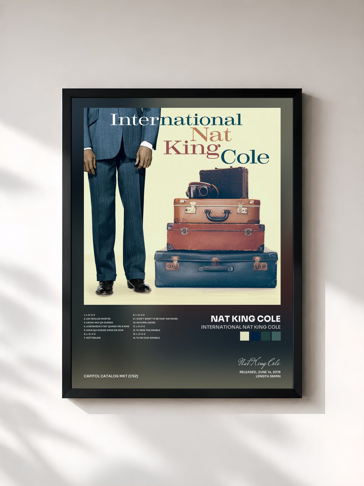 #noir International Nat King Cole von Nat King Cole als gerahmter Kunstdruck, schwarzer Rahmen, gedruckt und gerahmt in Frankreich