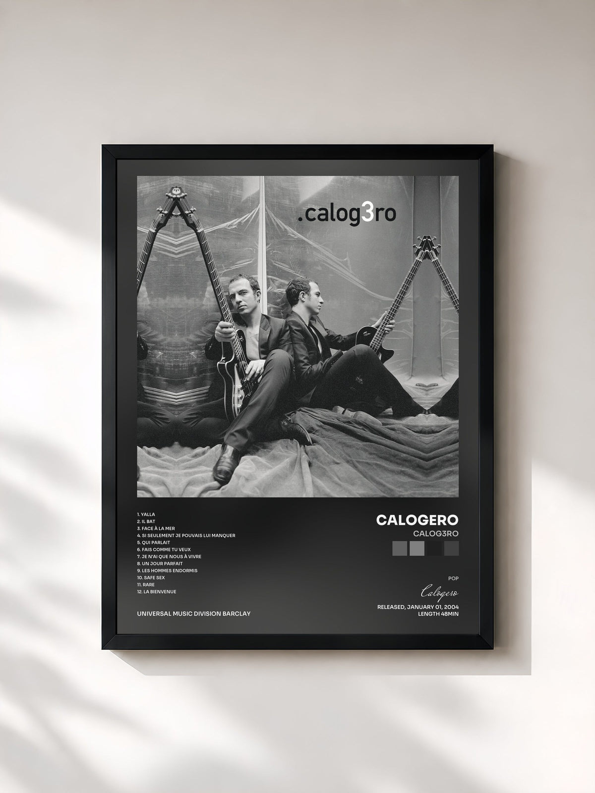 #noir Calog3ro de Calogero en lámina enmarcada, marco negro, impresa y enmarcada en Francia
