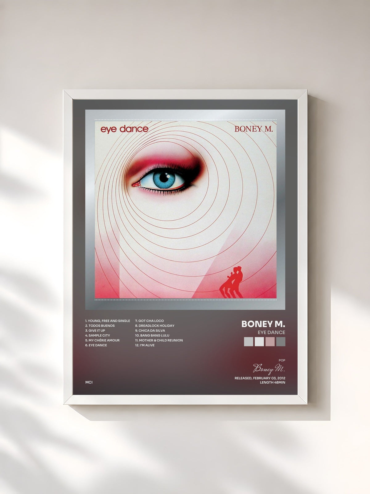 #blanc Eye Dance von Boney M. als gerahmter Kunstdruck, weißer Rahmen, gedruckt und gerahmt in Frankreich