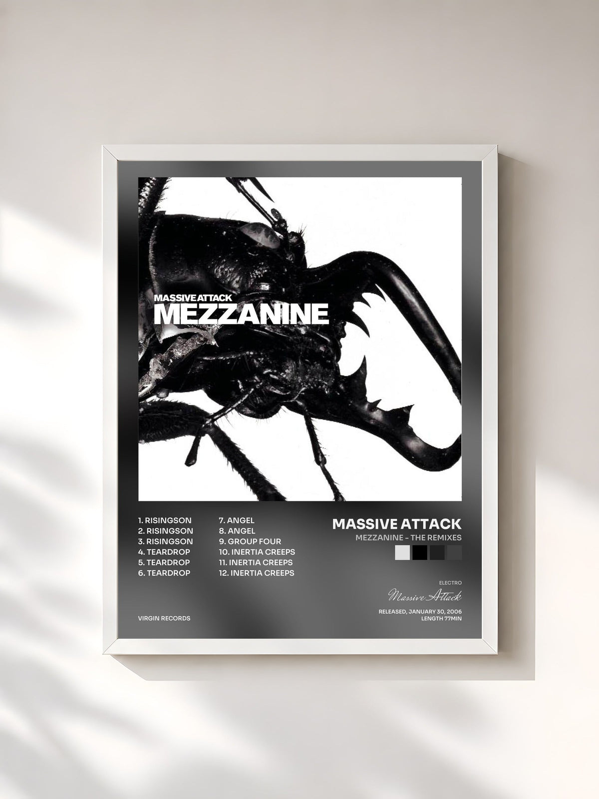 #blanc Tableau de l'album Mezzanine - The Remixes de Massive Attack, cadre blanc, imprimé et encadré en France