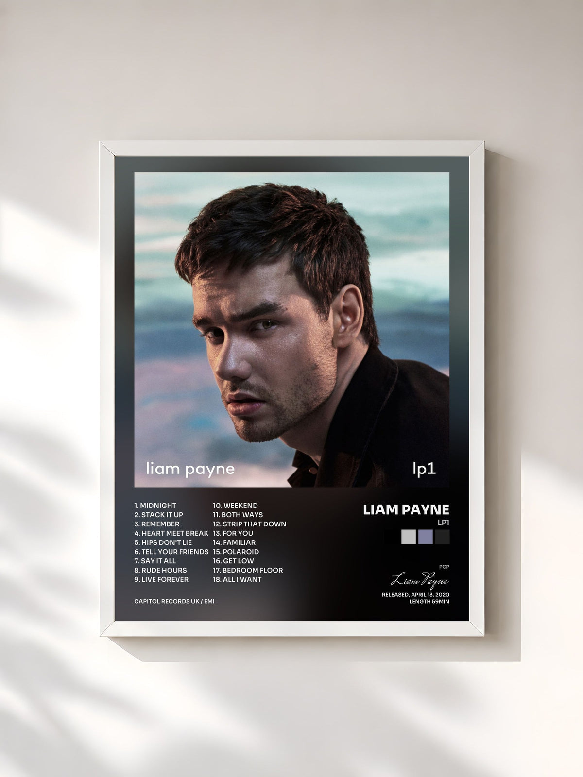 #blanc LP1 von Liam Payne als gerahmter Kunstdruck, weißer Rahmen, gedruckt und gerahmt in Frankreich