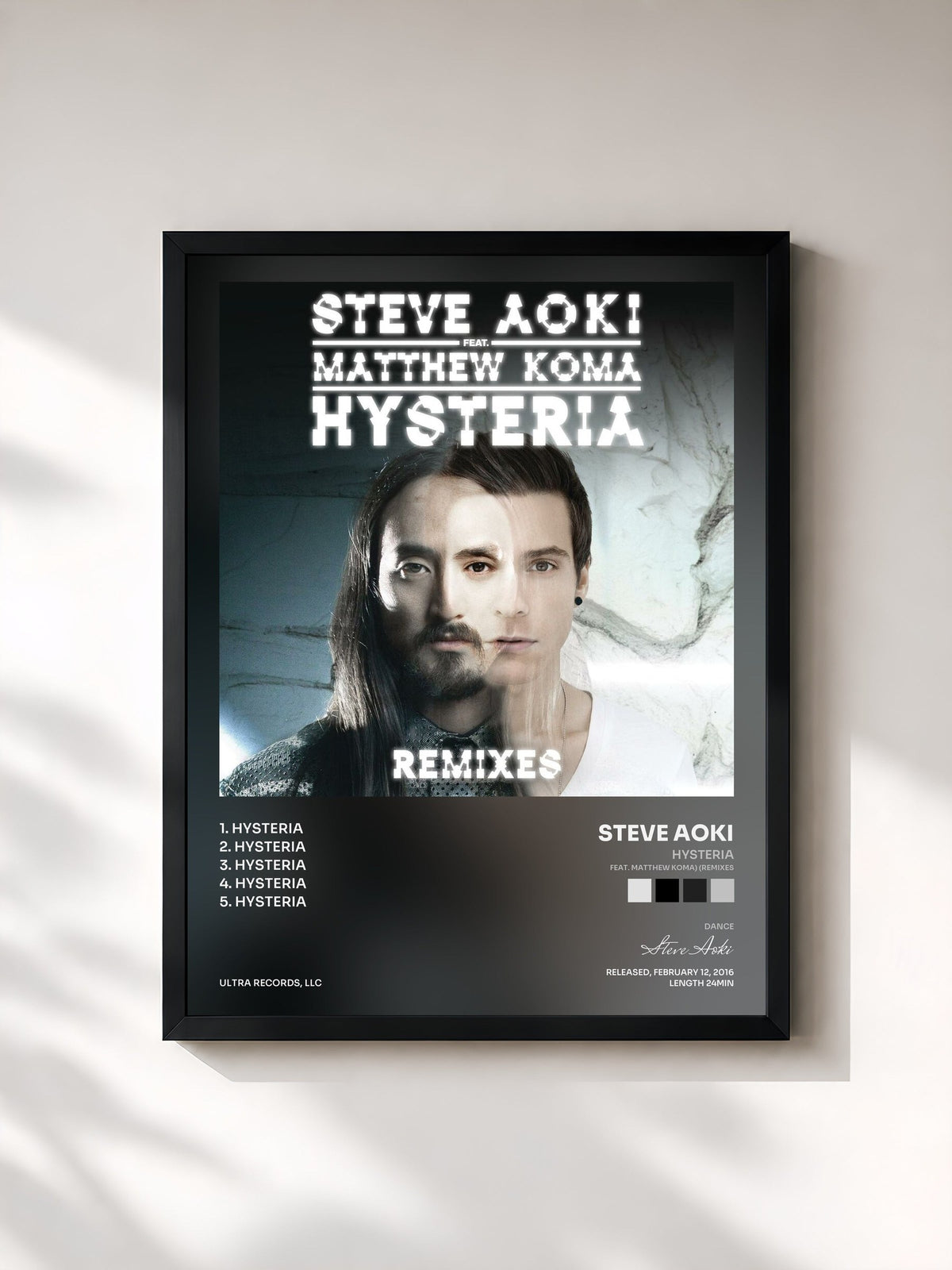 #noir Tableau de l'album Hysteria (feat. Matthew Koma) (Remixes) de Steve Aoki, cadre noir, imprimé et encadré en France