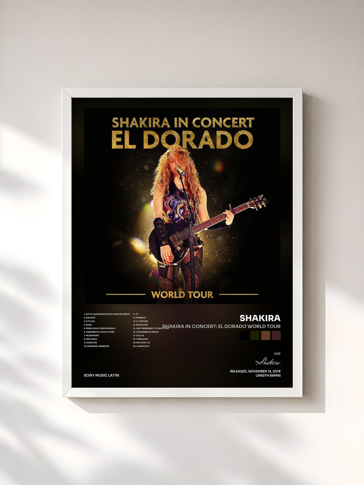 #blanc Tableau de l'album Shakira In Concert: El Dorado World Tour de Shakira, cadre blanc, imprimé et encadré en France
