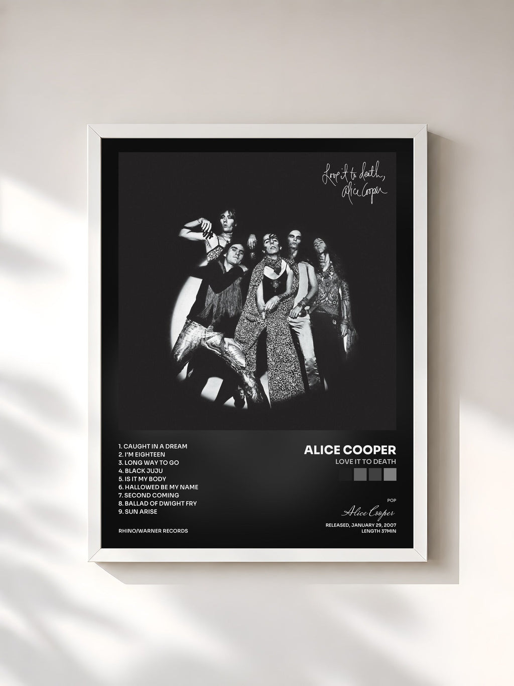 #blanc Love It to Death de Alice Cooper en lámina enmarcada, marco blanco, impresa y enmarcada en Francia