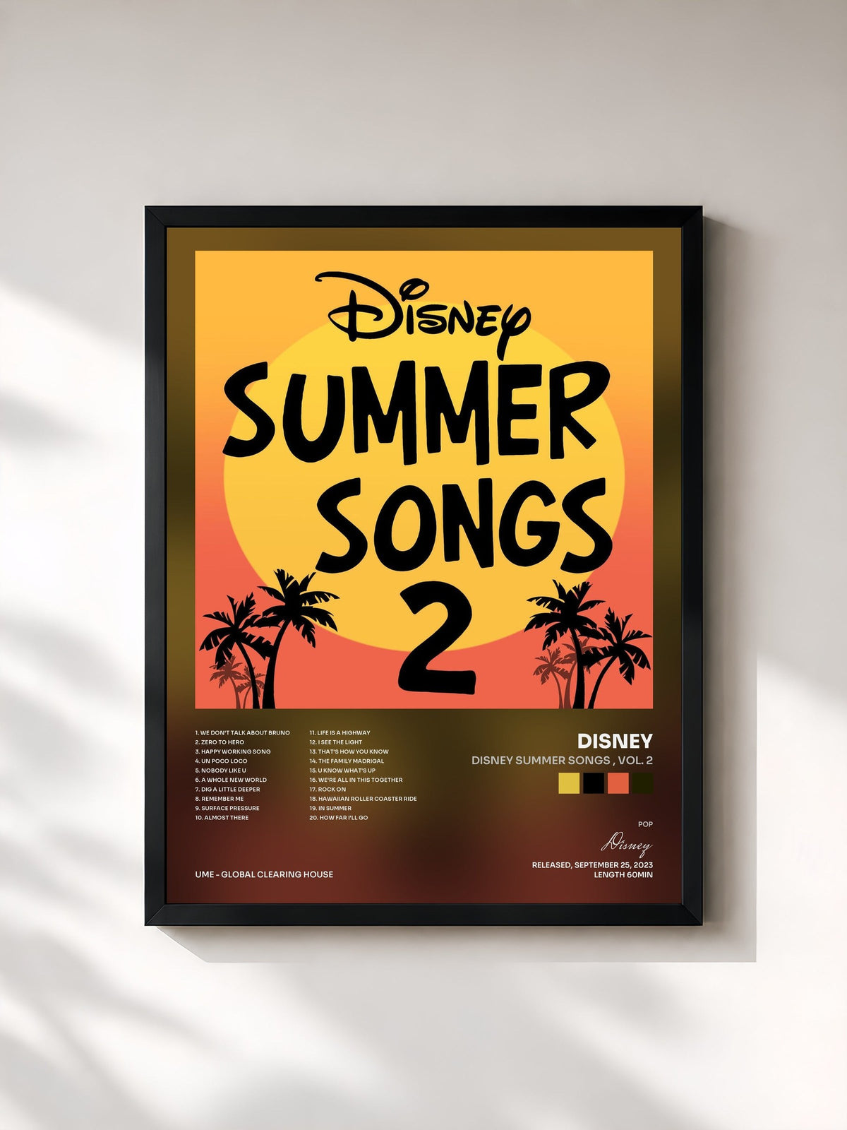 #noir Tableau de l'album Disney Summer Songs , Vol. 2 de Disney, cadre noir, imprimé et encadré en France