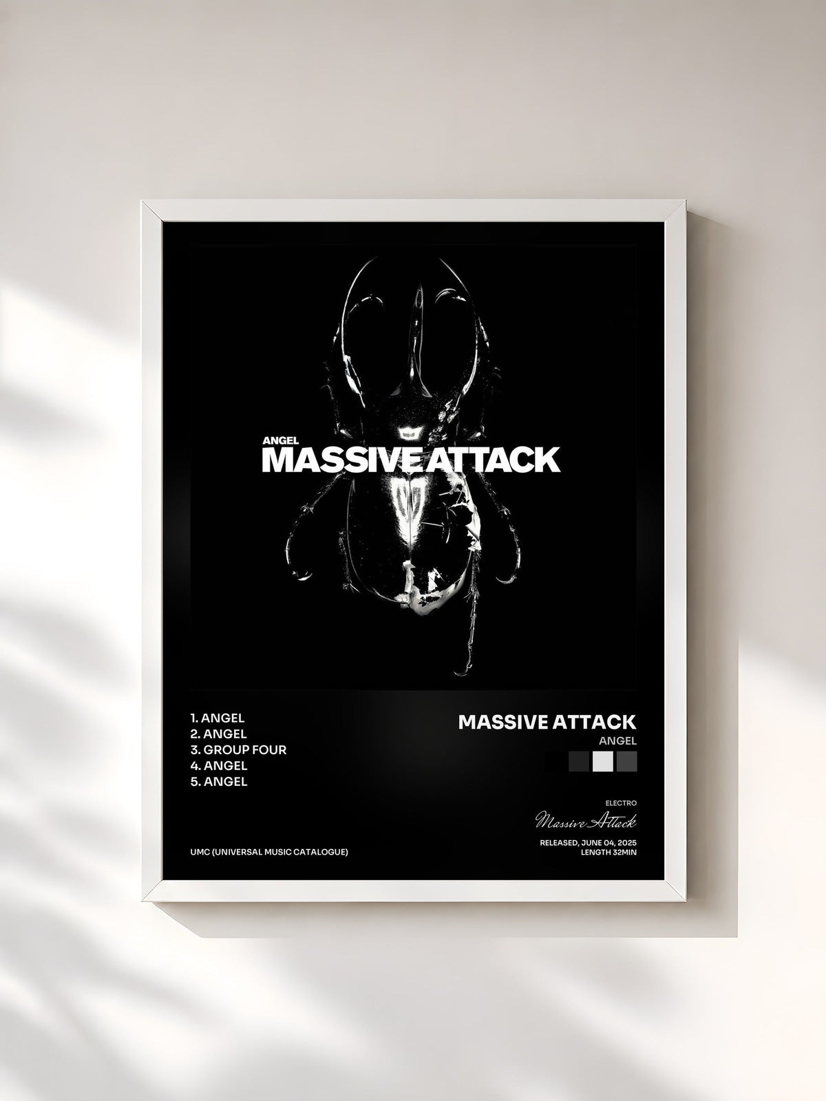 #blanc Tableau de l'album Angel de Massive Attack, cadre blanc, imprimé et encadré en France
