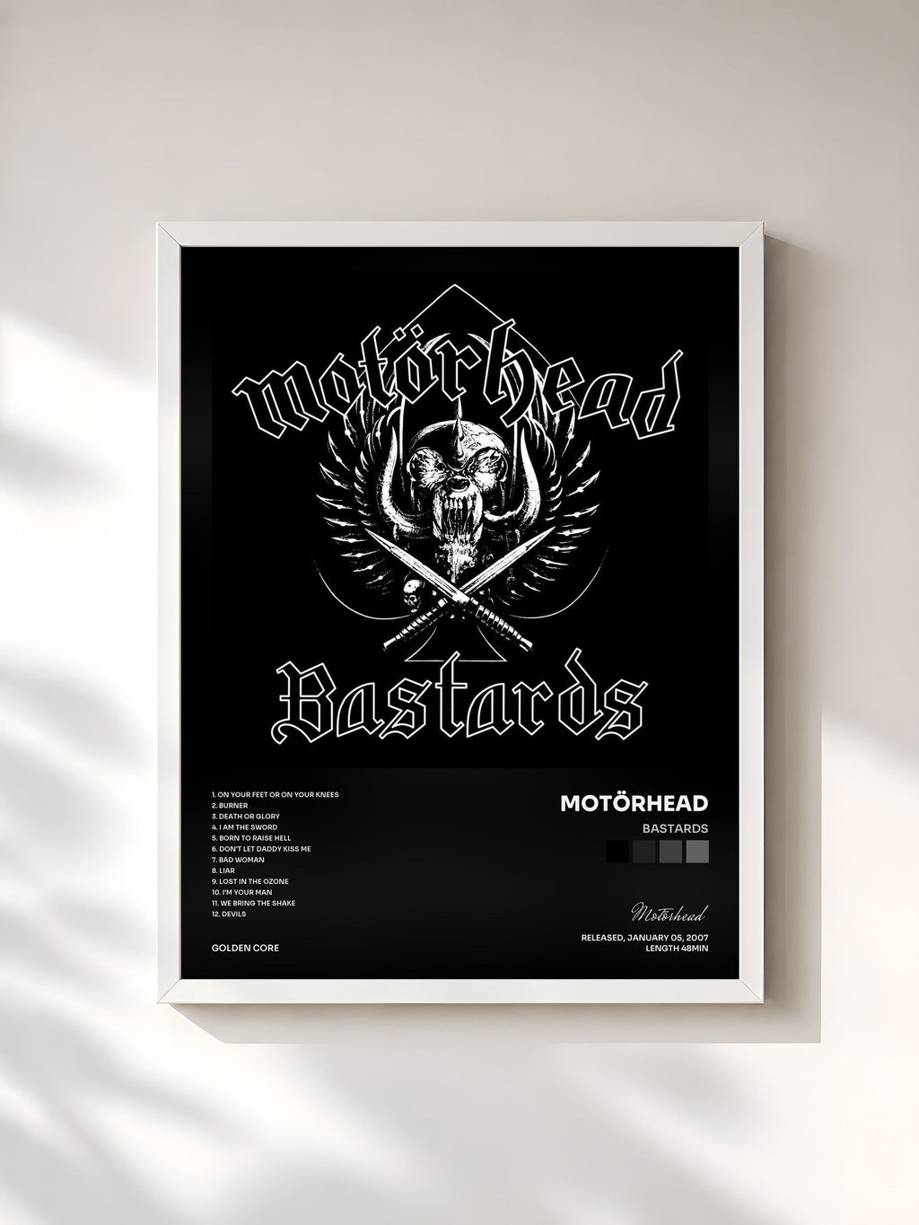 #blanc Bastards de Motörhead en lámina enmarcada, marco blanco, impresa y enmarcada en Francia