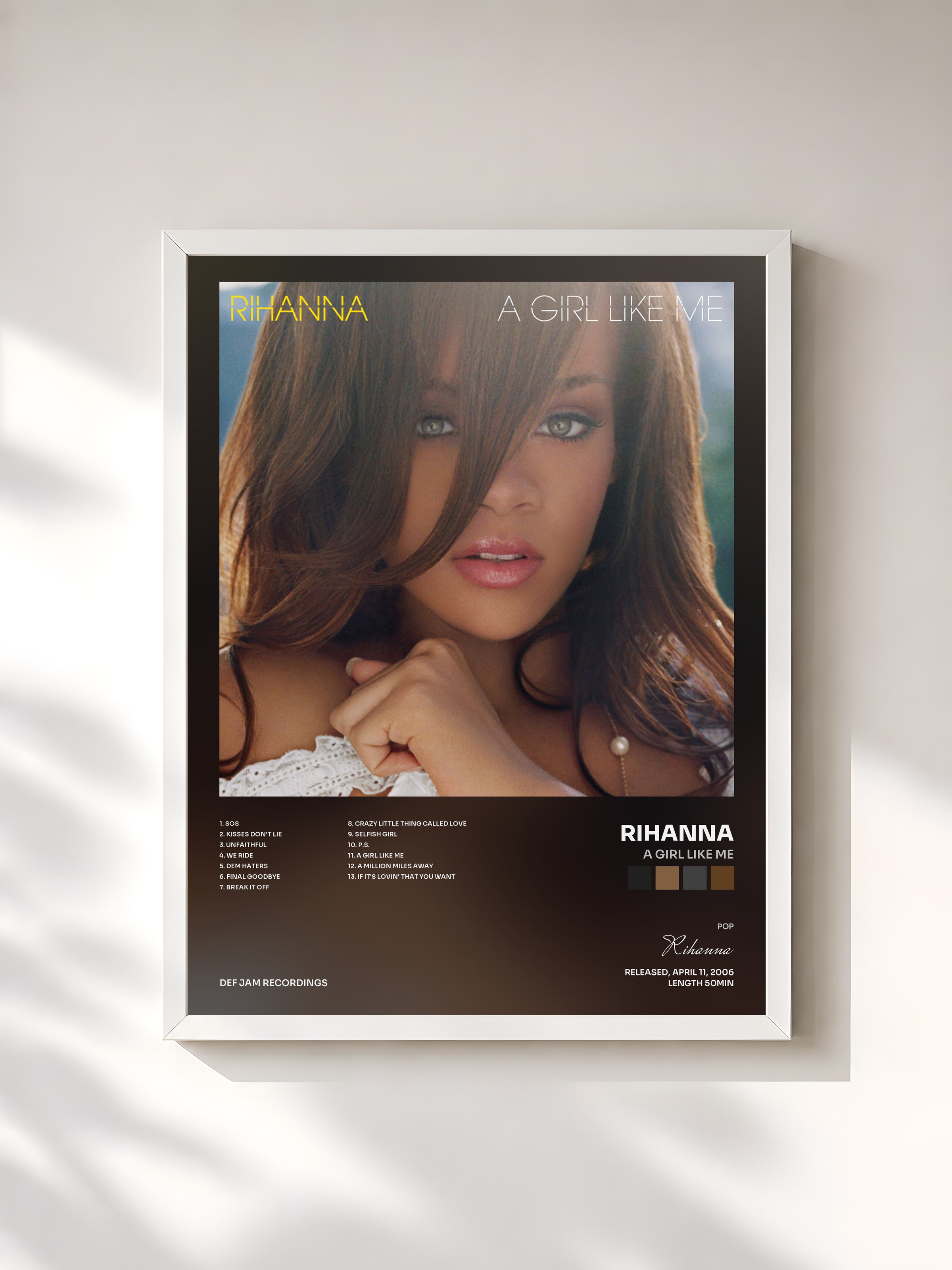 #blanc Tableau de l'album A Girl Like Me de Rihanna, cadre blanc, imprimé et encadré en France
