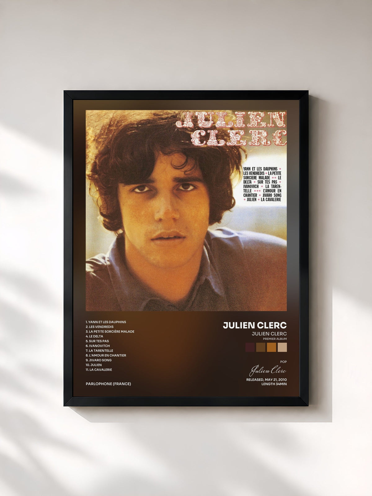 #noir Julien Clerc (Premier Album) von Julien Clerc als gerahmter Kunstdruck, schwarzer Rahmen, gedruckt und gerahmt in Frankreich