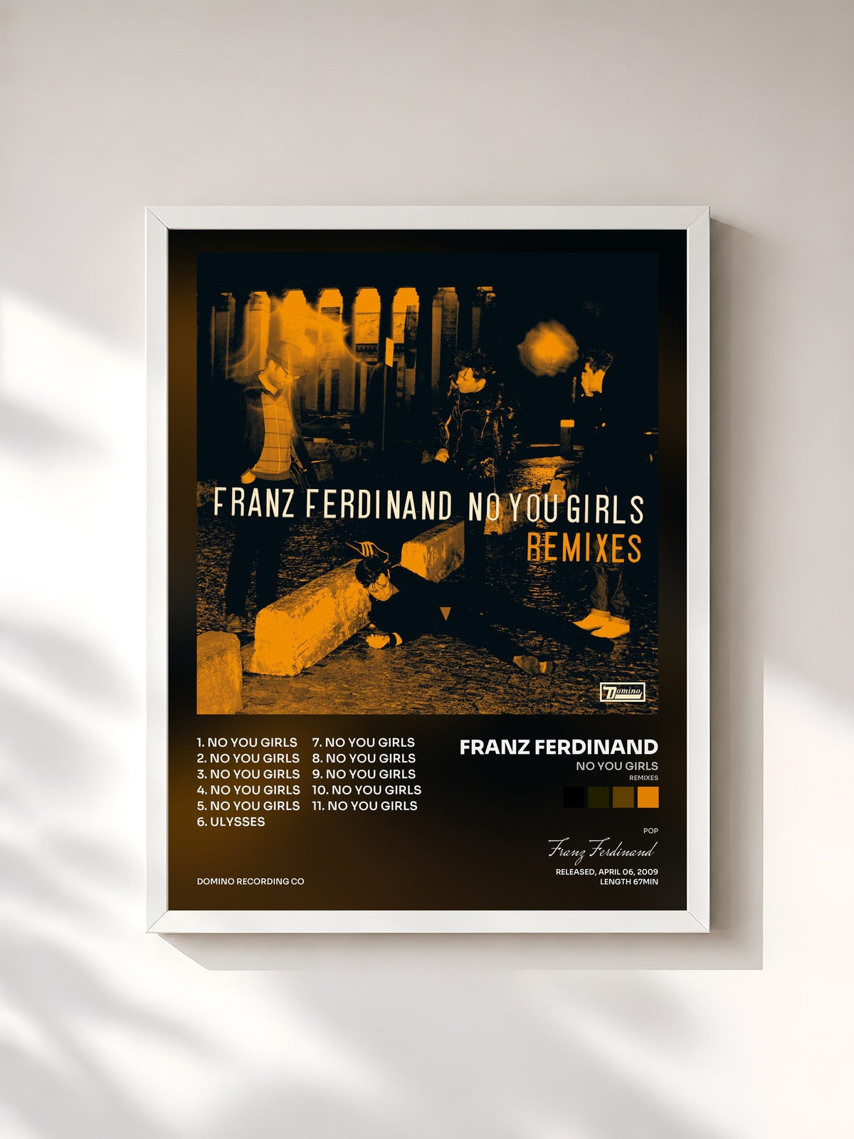 #blanc No You Girls (Remixes) von Franz Ferdinand als gerahmter Kunstdruck, weißer Rahmen, gedruckt und gerahmt in Frankreich