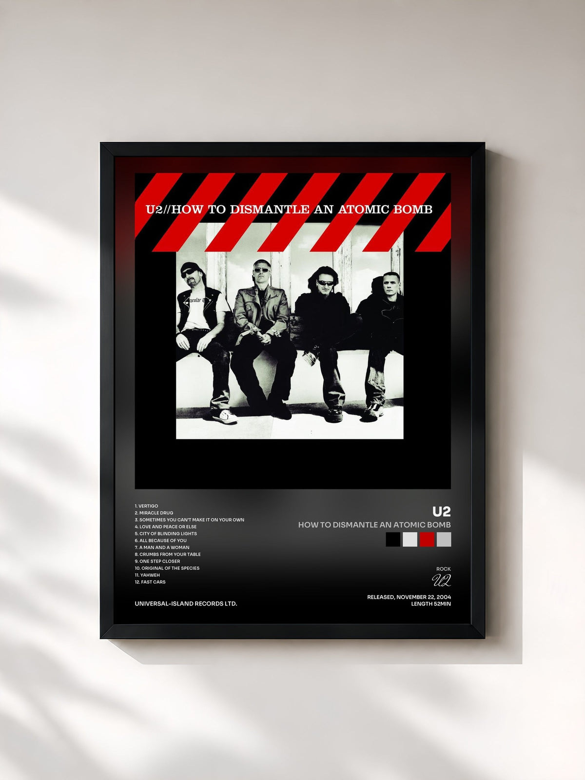 #noir Tableau de l'album How To Dismantle An Atomic Bomb de U2, cadre noir, imprimé et encadré en France
