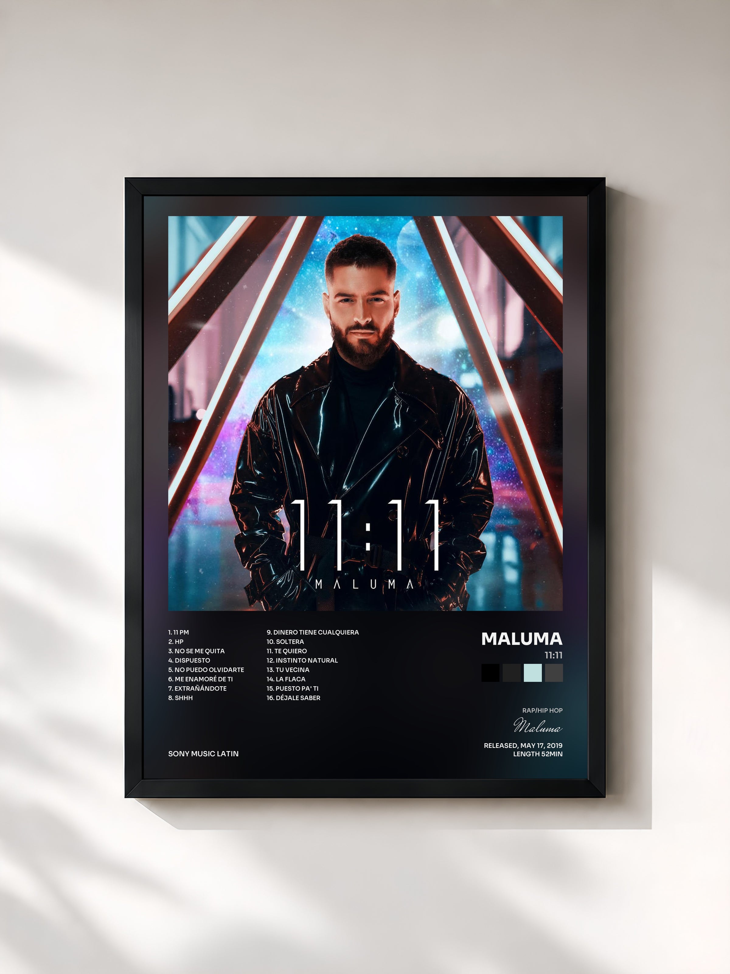 #noir 11:11 de Maluma en lámina enmarcada, marco negro, impresa y enmarcada en Francia