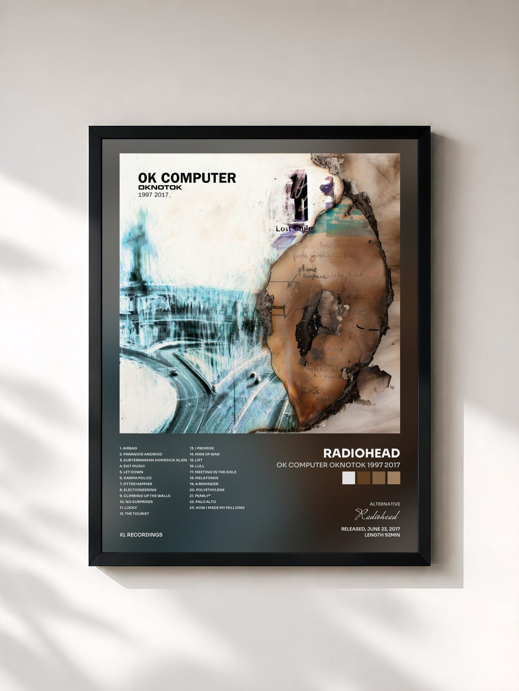 #noir Tableau de l'album OK Computer OKNOTOK 1997 2017 de Radiohead, cadre noir, imprimé et encadré en France
