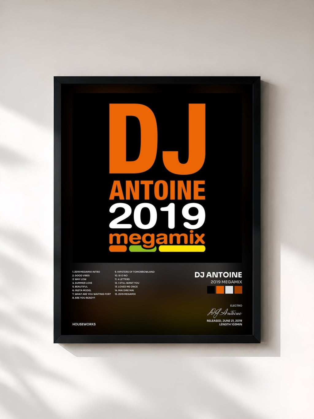 #noir 2019 Megamix von DJ Antoine als gerahmter Kunstdruck, schwarzer Rahmen, gedruckt und gerahmt in Frankreich