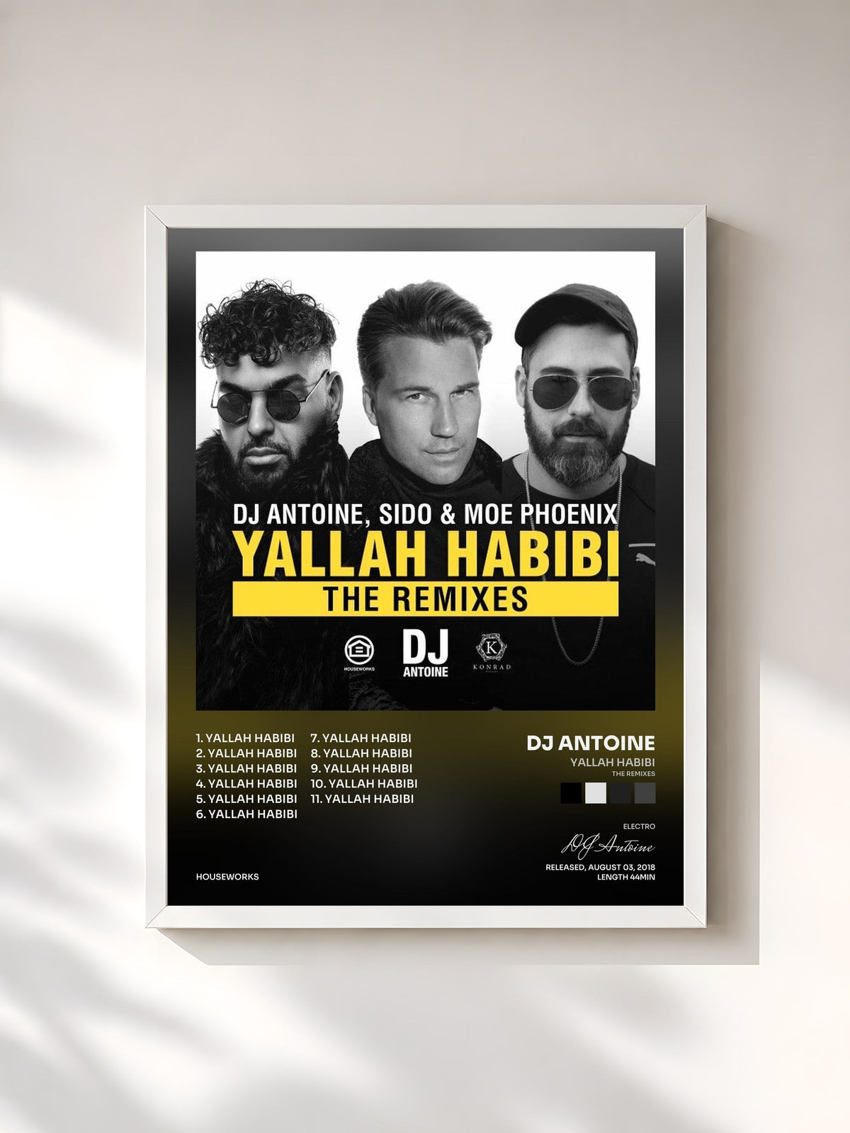 #blanc Tableau de l'album Yallah Habibi (The Remixes) de DJ Antoine, cadre blanc, imprimé et encadré en France