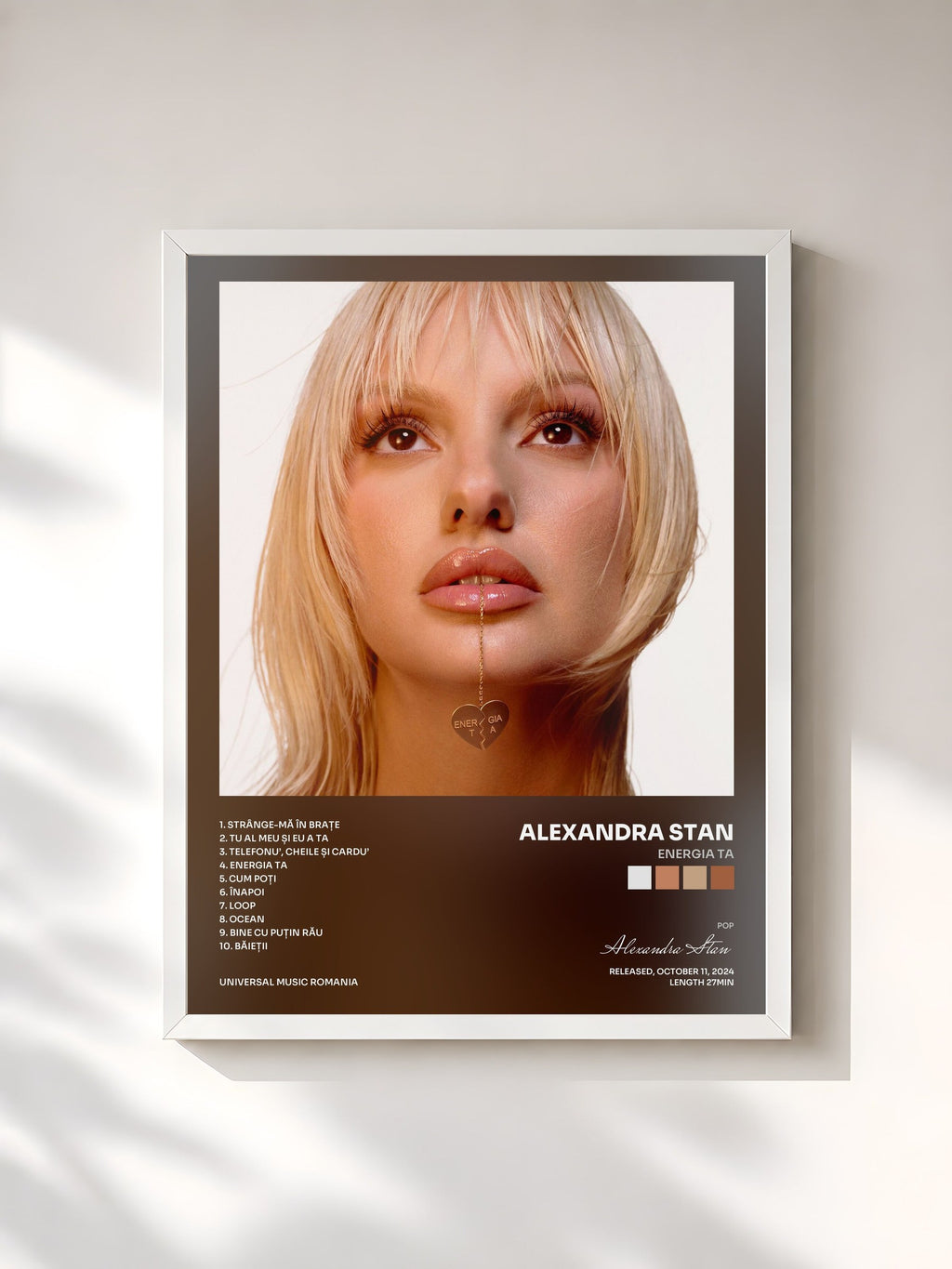#blanc Tableau de l'album Energia ta de Alexandra Stan, cadre blanc, imprimé et encadré en France