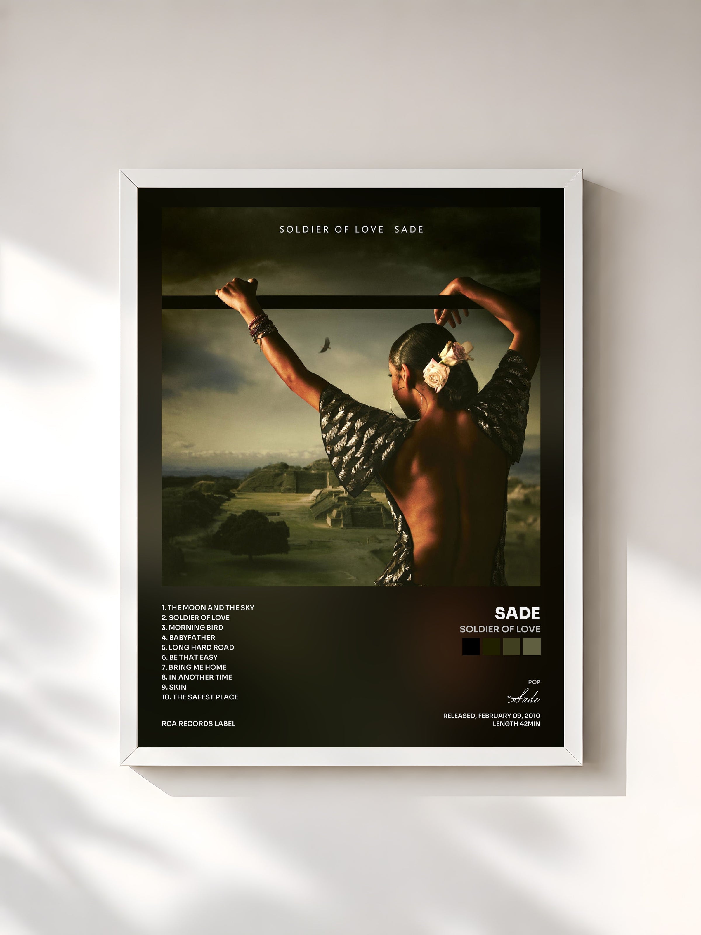 #blanc Soldier of Love by Sade as a framed art print, white frame, printed and framed in France