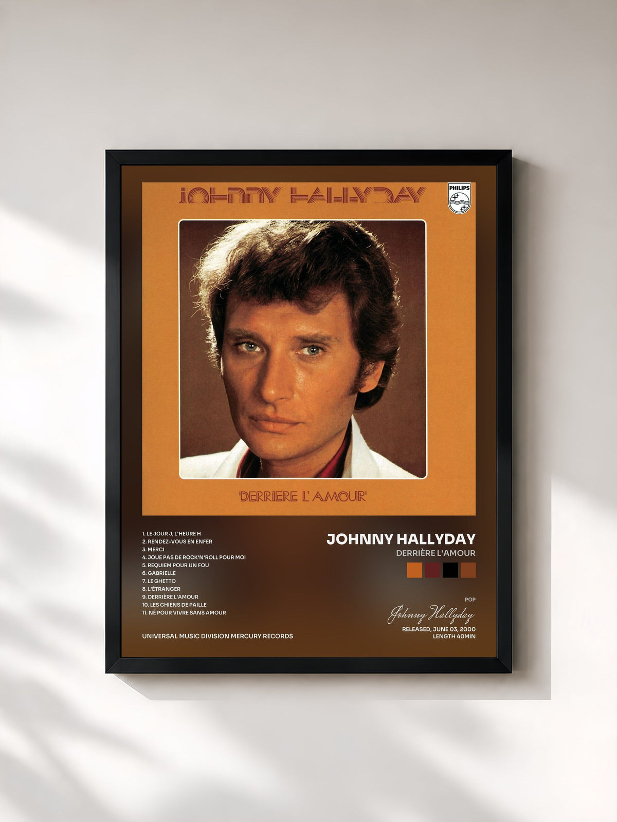 #noir Derrière l'amour di Johnny Hallyday in stampa incorniciata, cornice nera, stampata e incorniciata in Francia