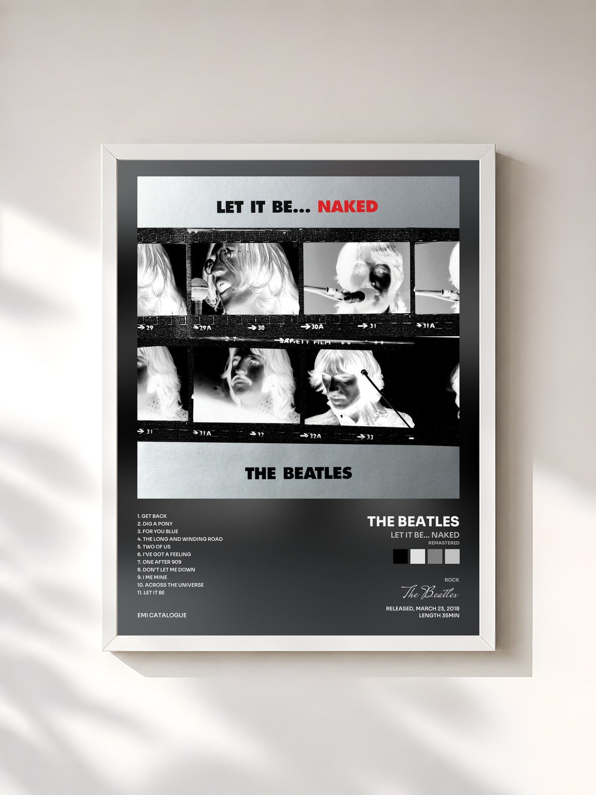 #blanc Tableau de l'album Let It Be... Naked (Remastered) de The Beatles, cadre blanc, imprimé et encadré en France