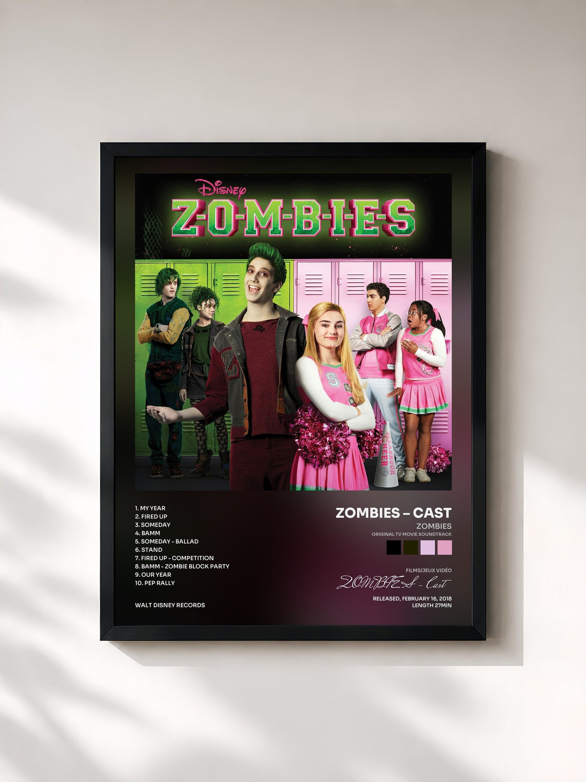#noir Tableau de l'album ZOMBIES (Original TV Movie Soundtrack) de ZOMBIES – Cast, cadre noir, imprimé et encadré en France