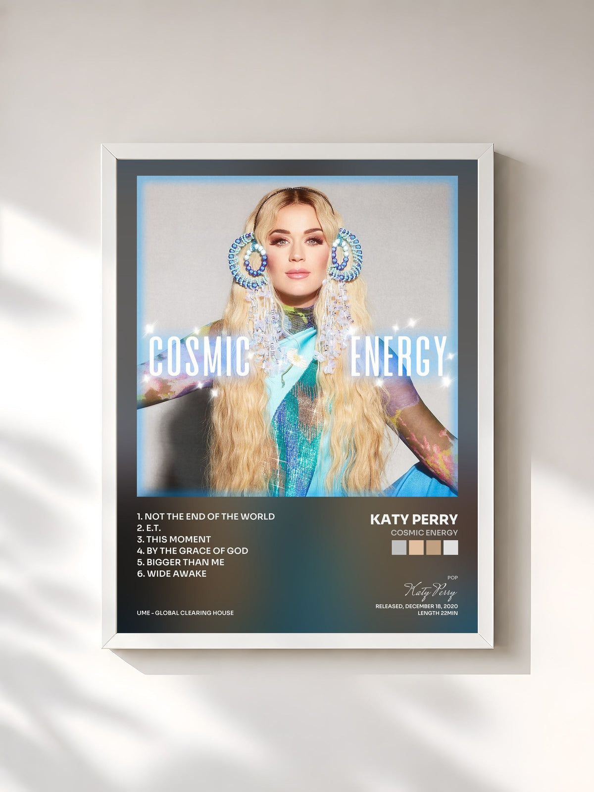 #blanc Tableau de l'album Cosmic Energy de Katy Perry, cadre blanc, imprimé et encadré en France