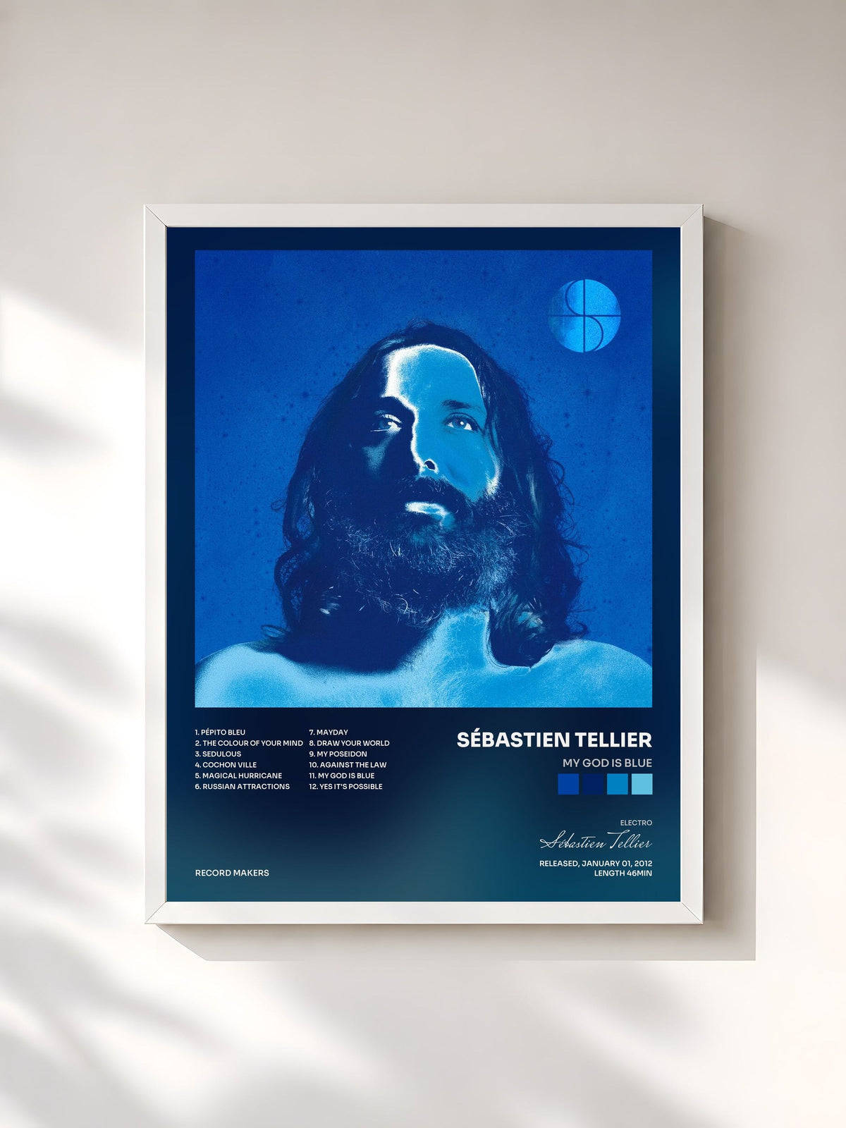 #blanc My God Is Blue di Sébastien Tellier in stampa incorniciata, cornice bianca, stampata e incorniciata in Francia