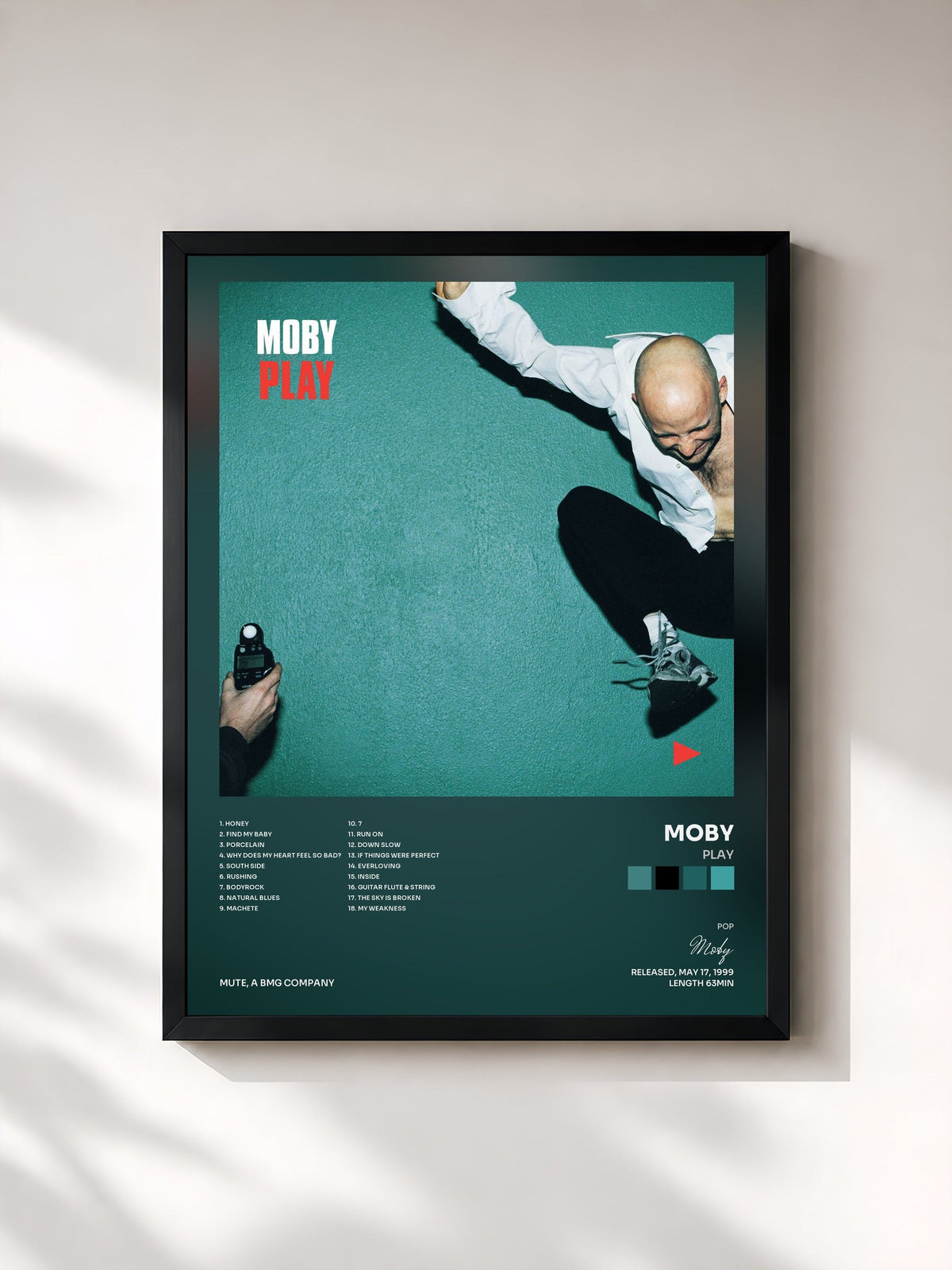 #noir Play di Moby in stampa incorniciata, cornice nera, stampata e incorniciata in Francia
