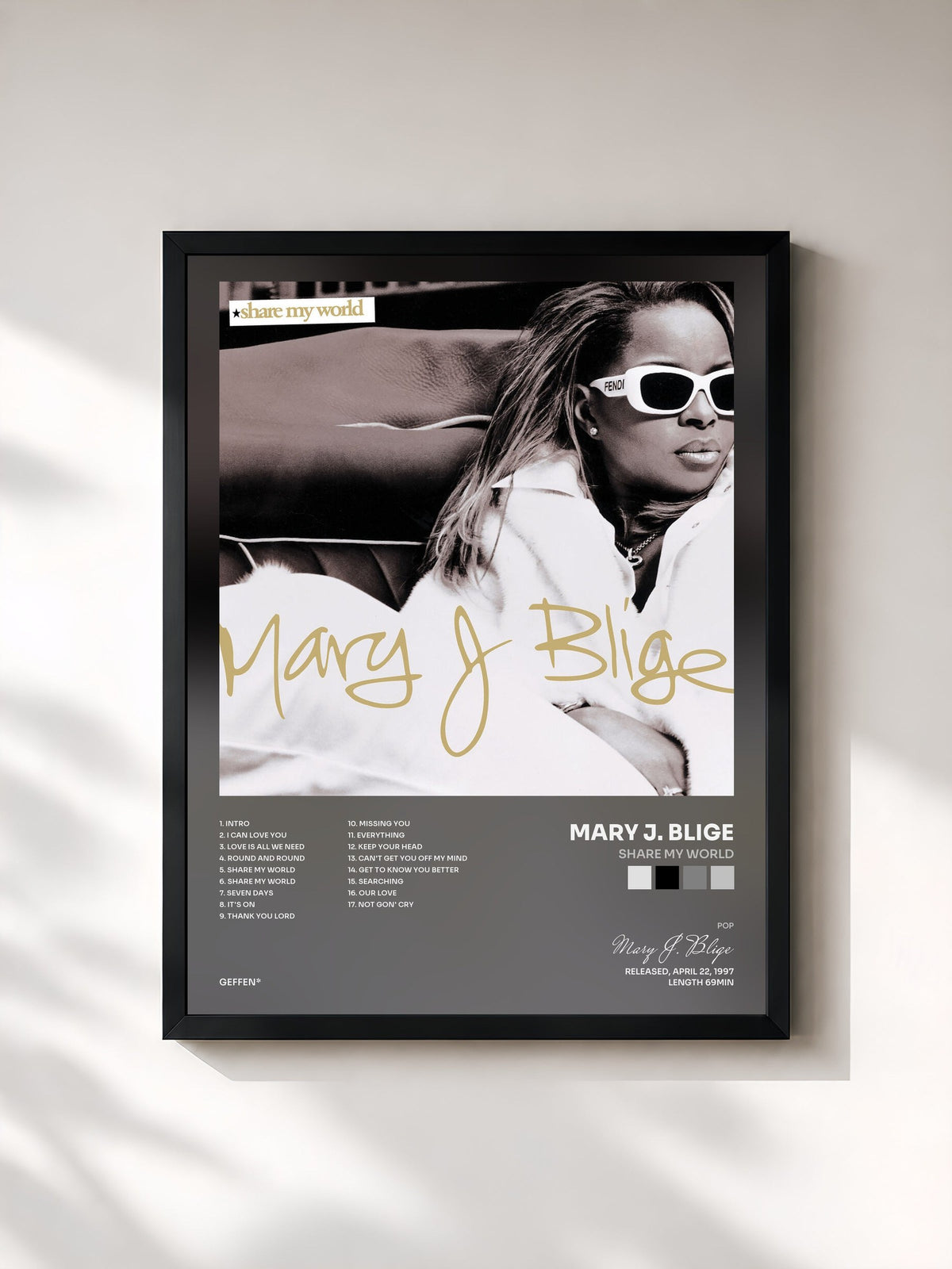 #noir Share My World von Mary J. Blige als gerahmter Kunstdruck, schwarzer Rahmen, gedruckt und gerahmt in Frankreich