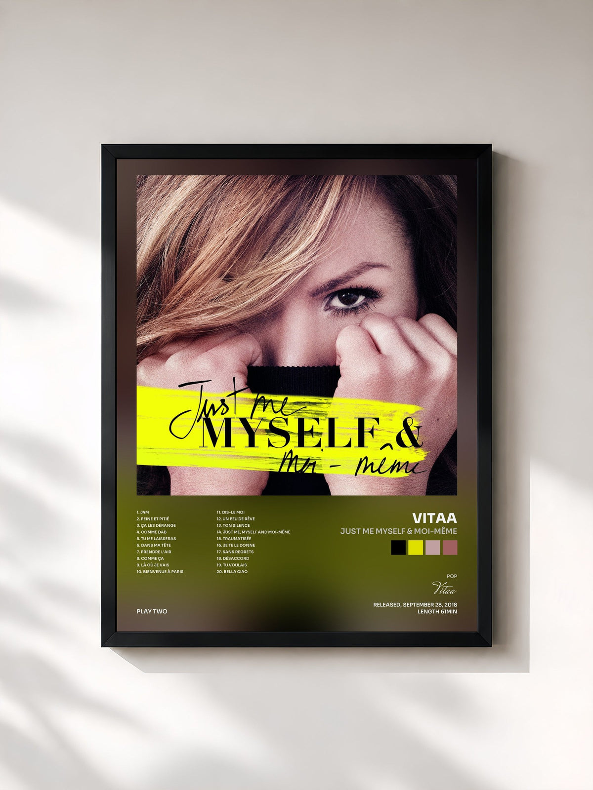 #noir Tableau de l'album Just me myself & moi-même de Vitaa, cadre noir, imprimé et encadré en France
