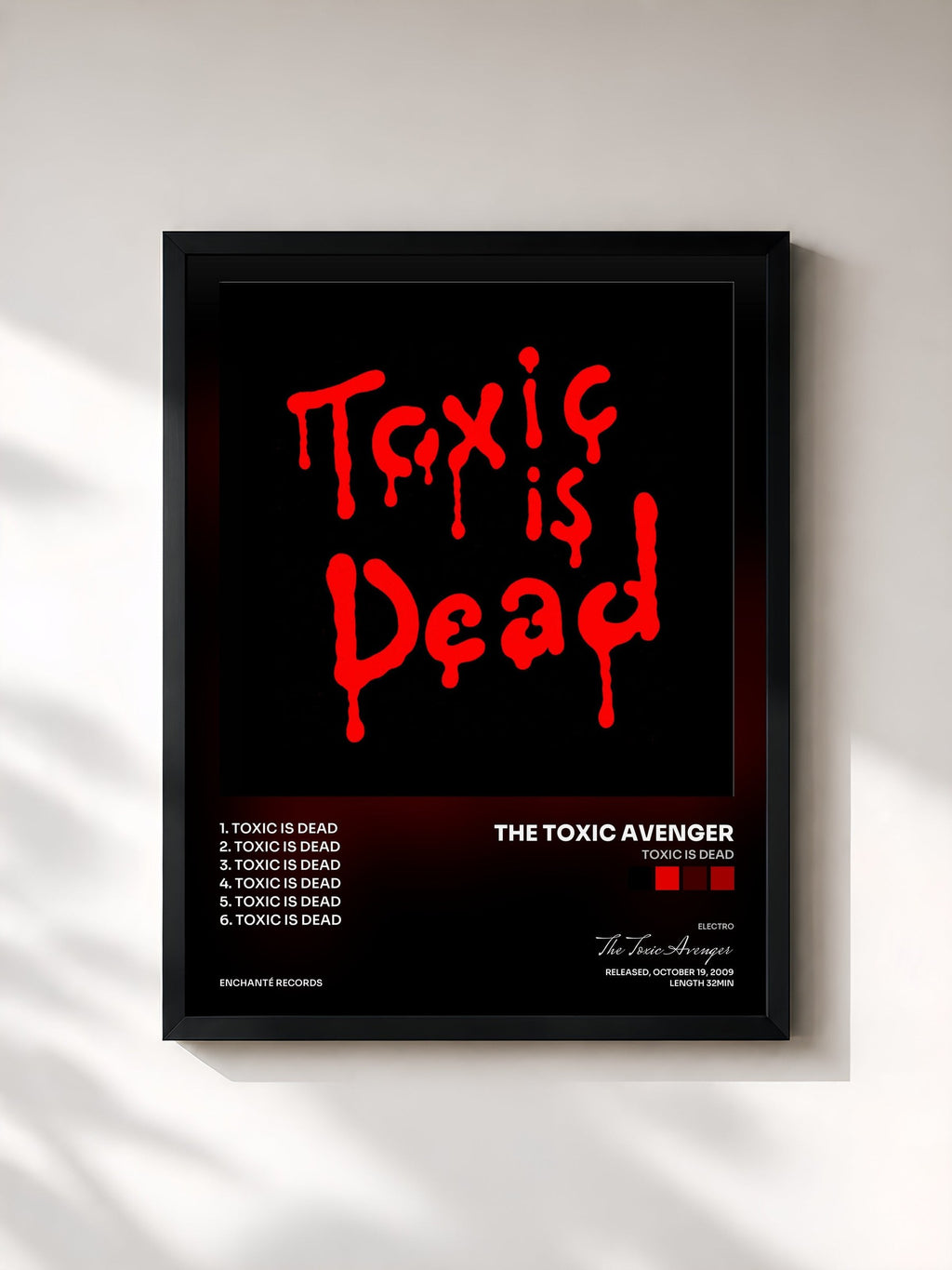 #noir Toxic Is Dead di The Toxic Avenger in stampa incorniciata, cornice nera, stampata e incorniciata in Francia